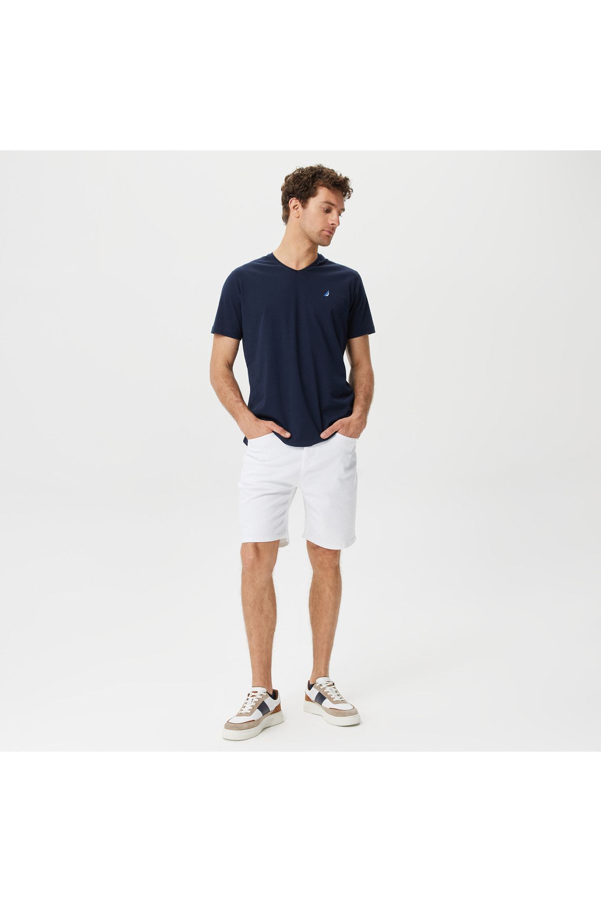 complete the look image