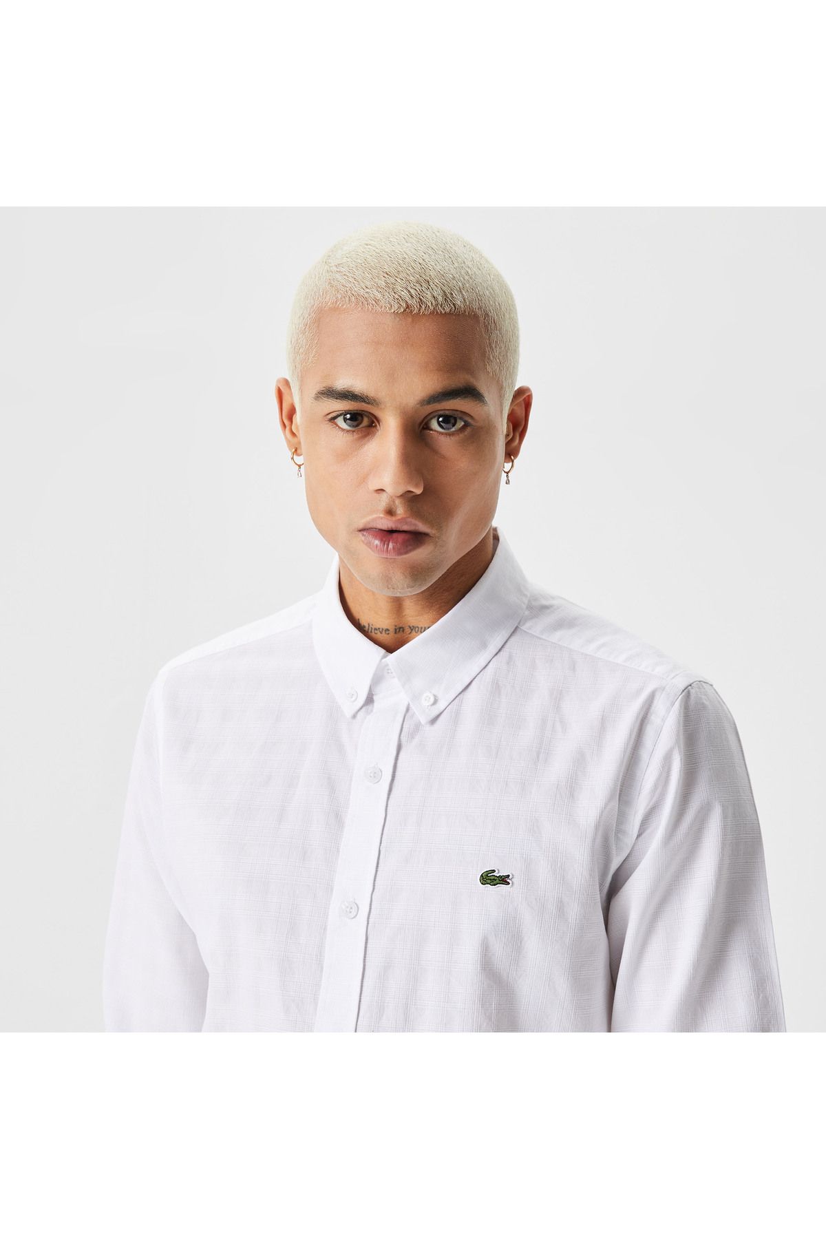پیراهن / بلوز دکمه دار سفید مردانه باریک اورجینال Lacoste