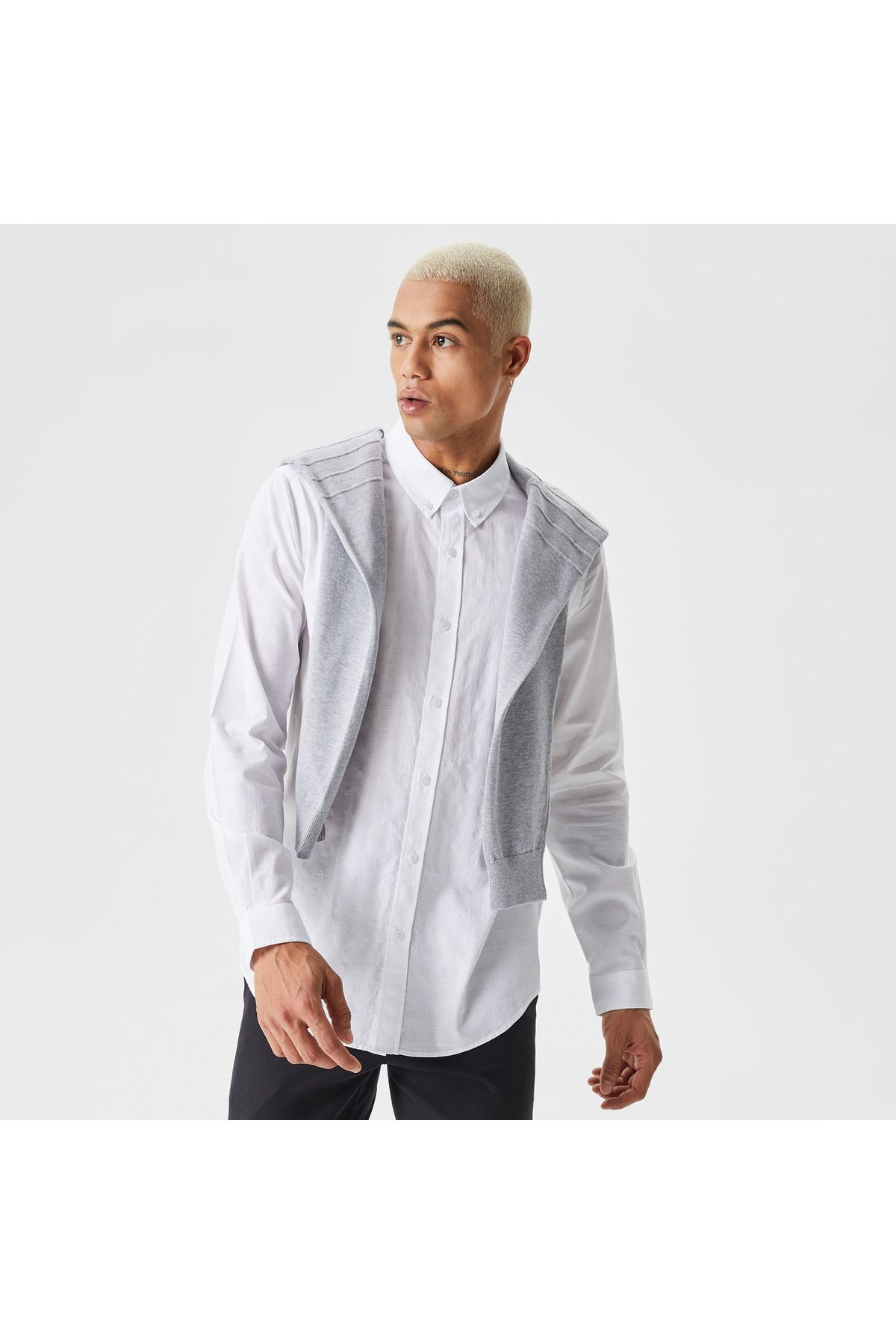 پیراهن / بلوز دکمه دار سفید مردانه باریک اورجینال Lacoste