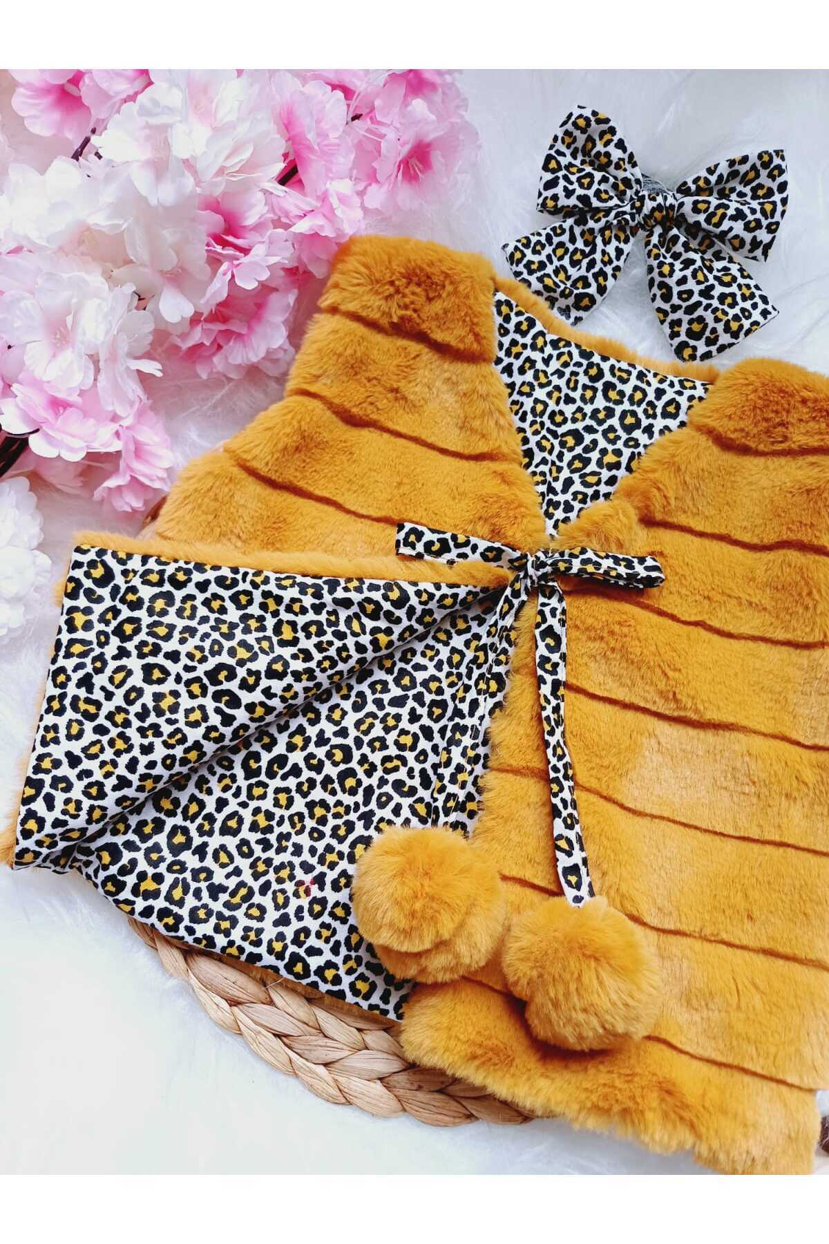 Genel Markalar Kız çocuk peluş yelek toka set ponpon detaylı astarlı fotoğrafı 2 (önizleme)