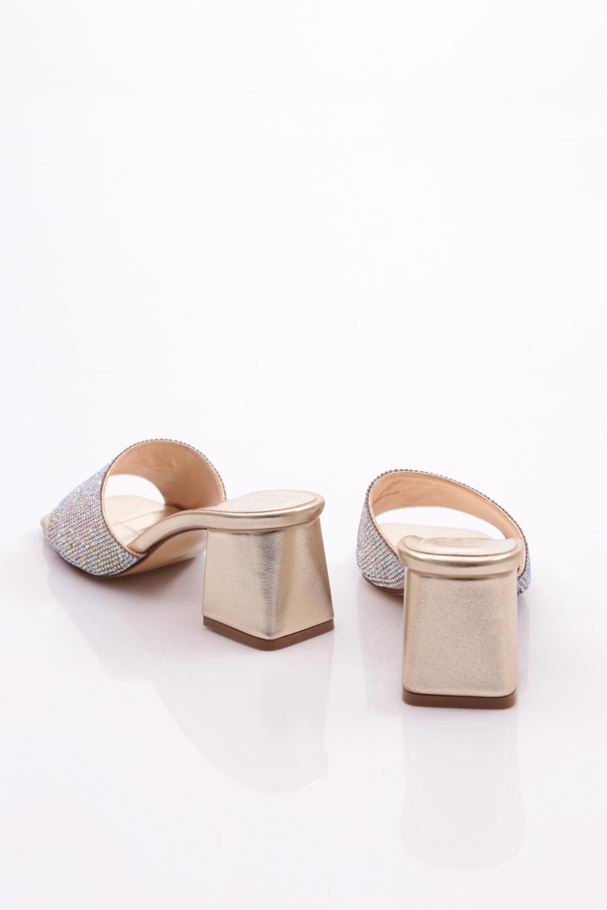 DGN-Women's Gold Metallic Heeled Stone Tussle Slippers 2121452621 3