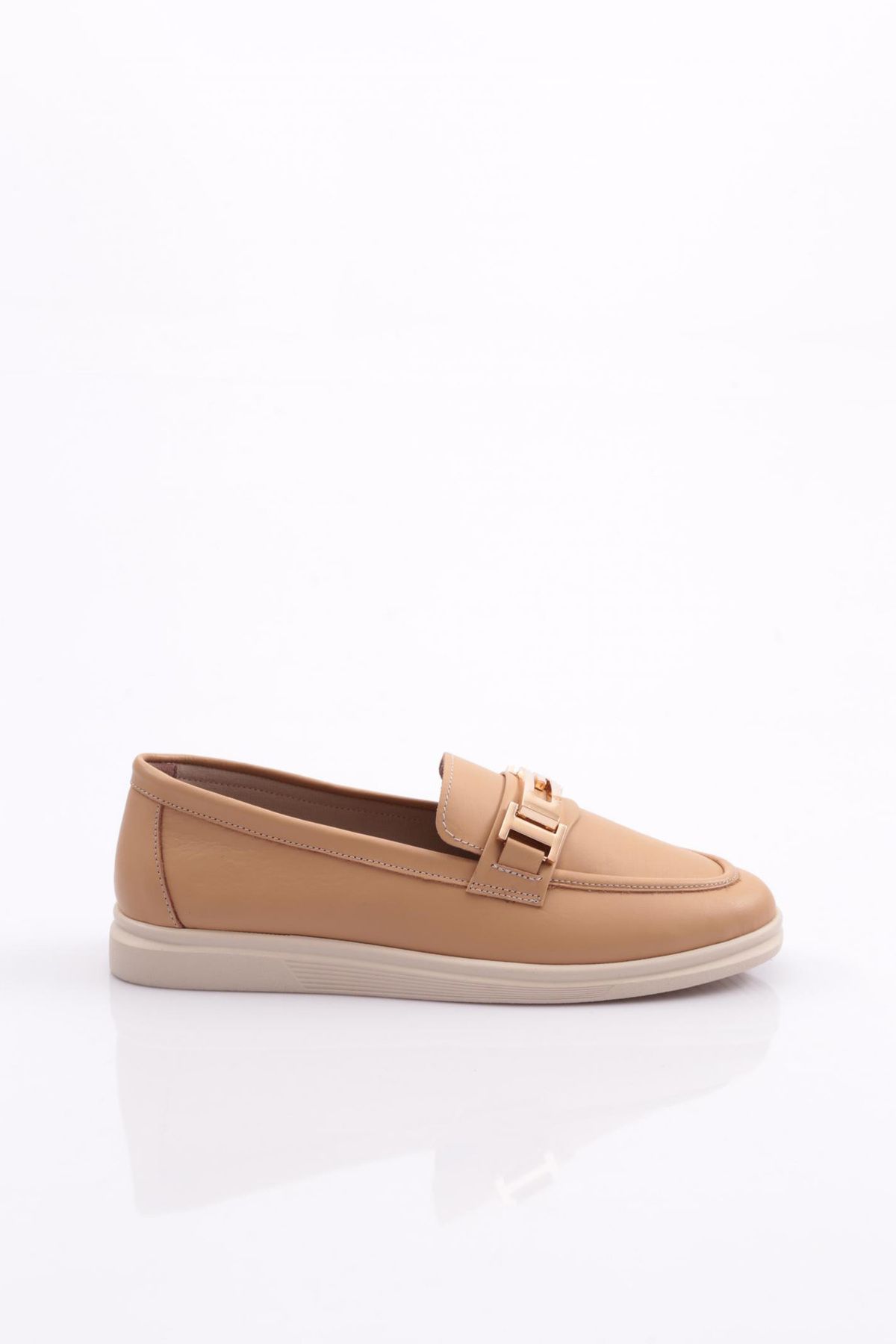 کفش زنانه G Metal Buckle Loafer Caramel 1092173 Dgn