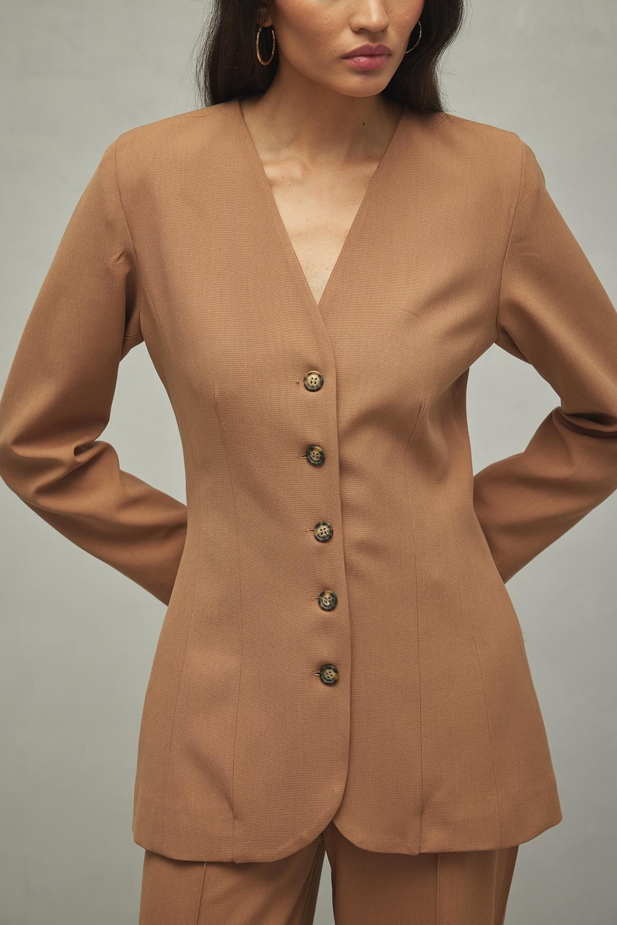 Fahhar-Camel Collar Jacket 1