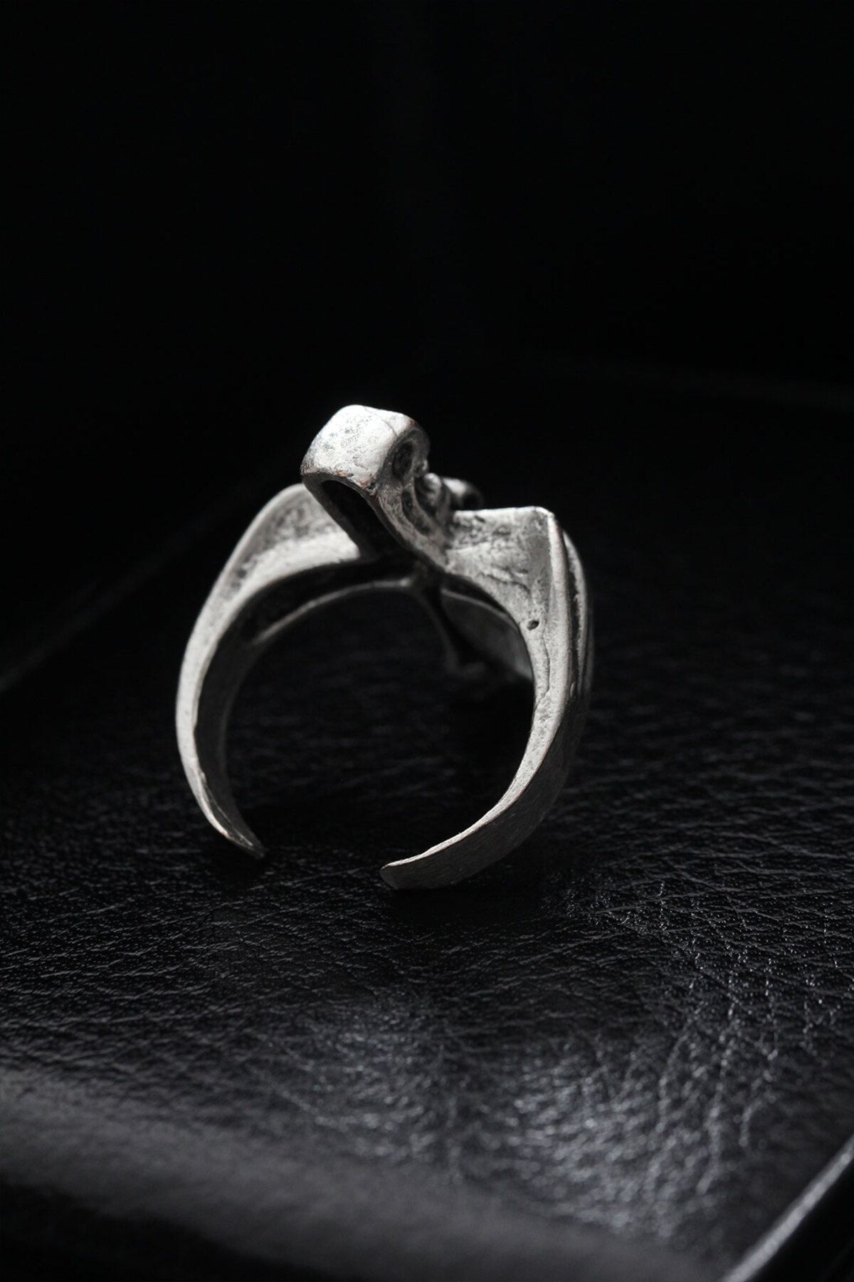 Liodora-Adjustable Skull Model Men's Ring 2