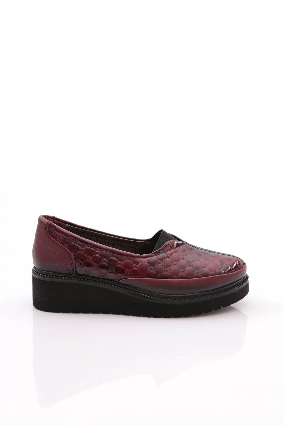 کفش راحتی زنانه Claret Red Capitone چرم اصل 412687103 Dgn