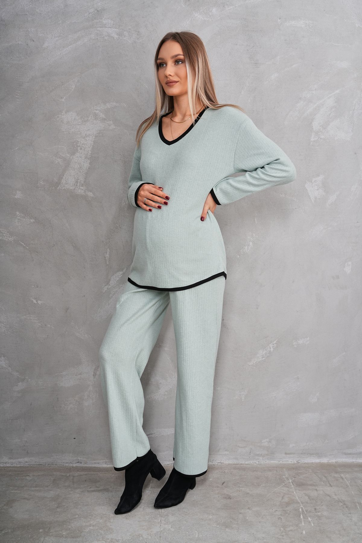 Miss Dünya Lissa-V-Neck Fitted Soft Fabric Maternity and Maternity Top and Bottom Set 3