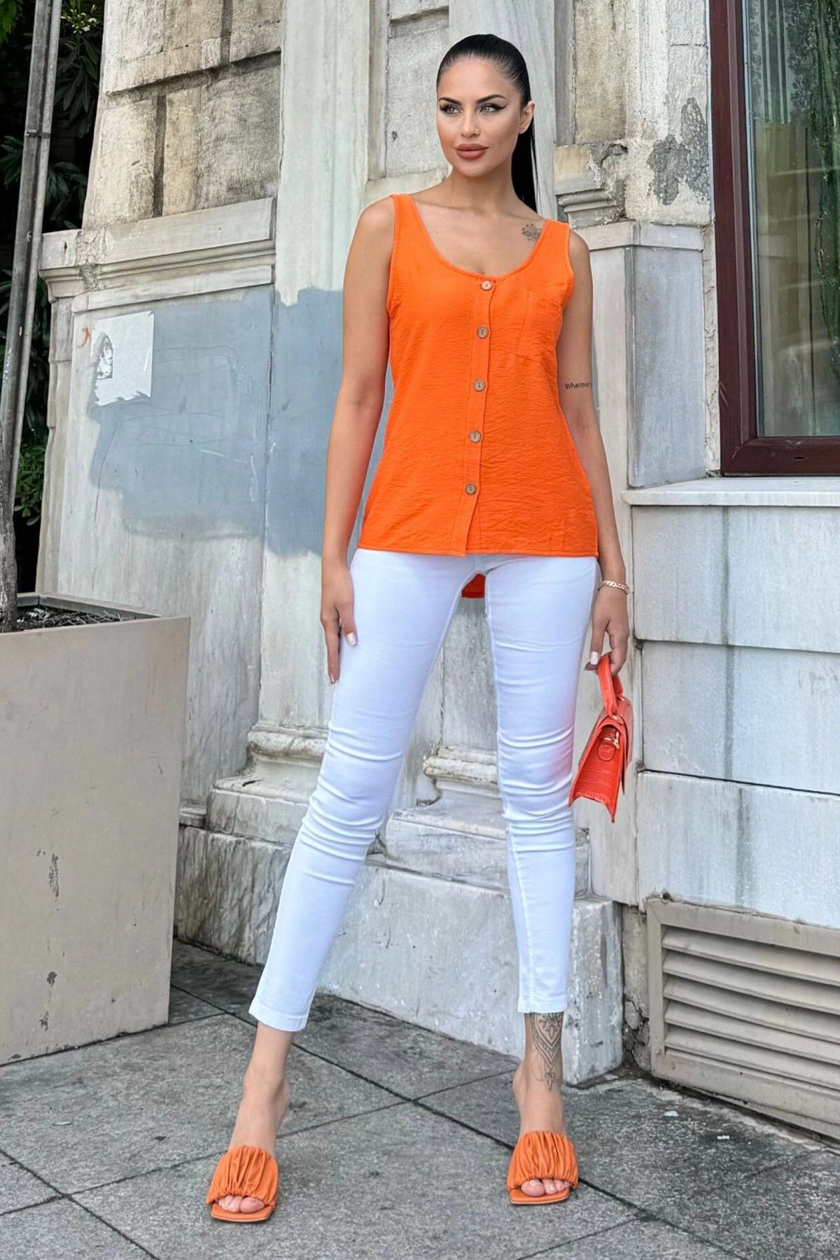 NEW LAVİVA-Orange Linen Undershirt - Thick Strap Blouse with Round Neck and Button Detail 4