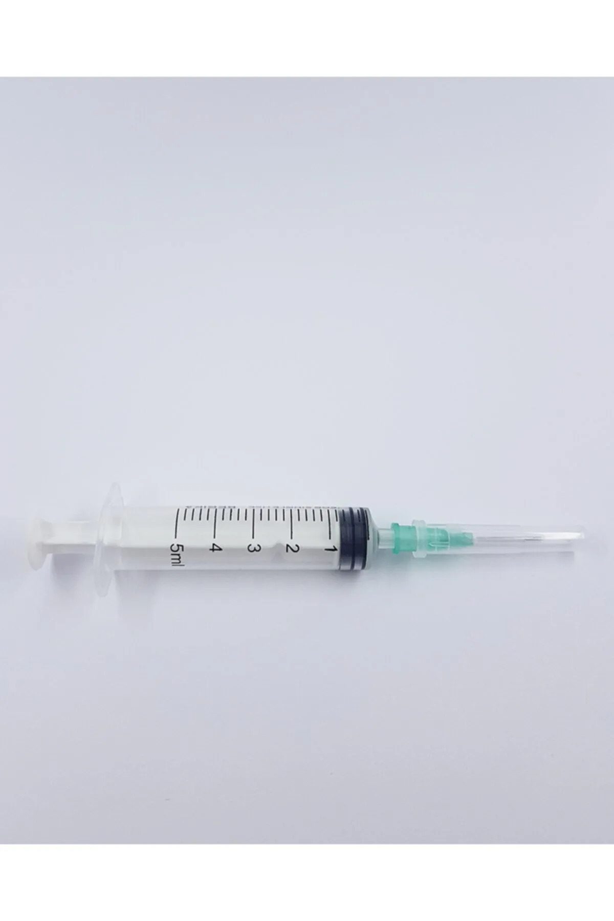 Berika BERİKA 5 ML YEŞİL UÇ ENJEKTÖR 100 ADET