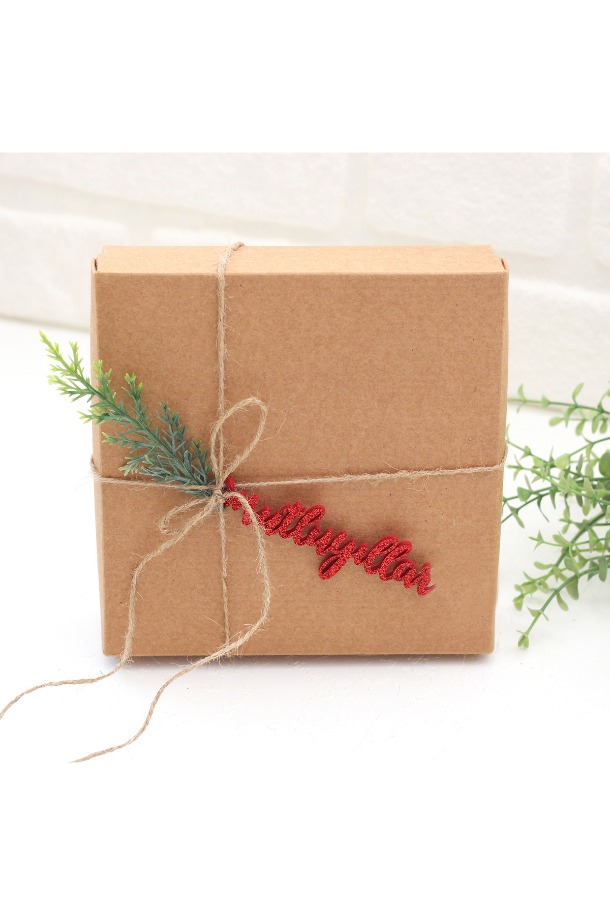 Bimotif-Felt Happy New Year, Glitter Red 2 Pieces 4