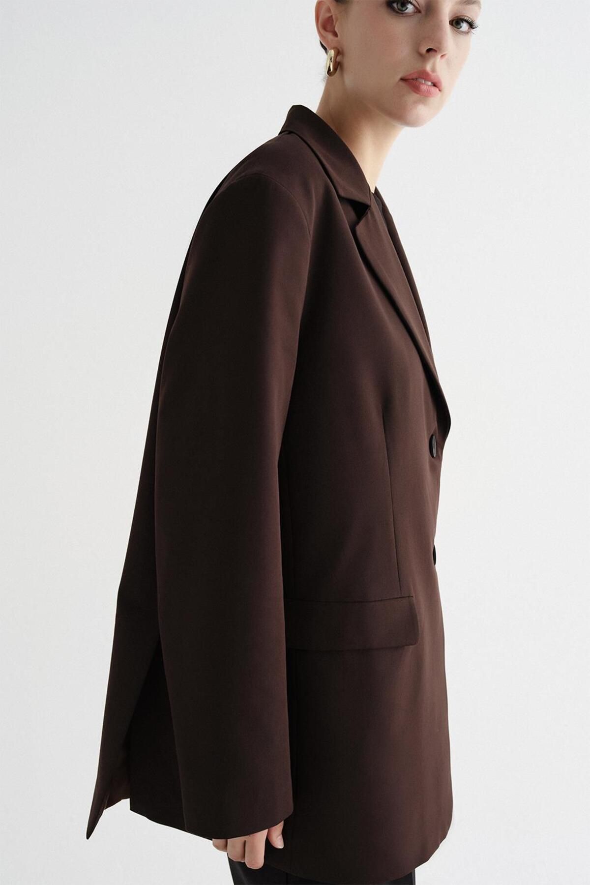 KADRİYE BAŞTÜRK-Brown Slit Buttoned Jacket 7