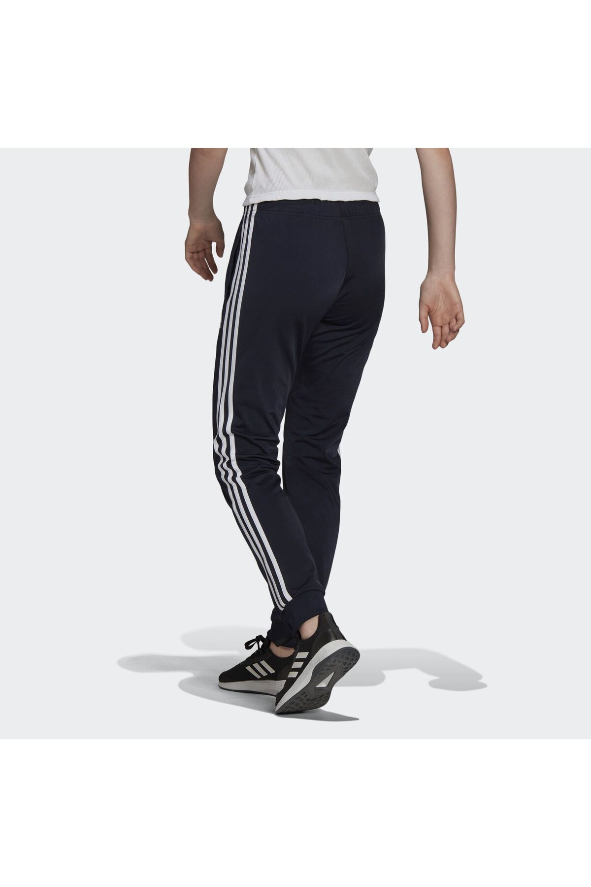 شلوار ورزشی آدیداس مدل Primegreen Essentials Warm-Up Slim Tapered 3-Stripes  adidas