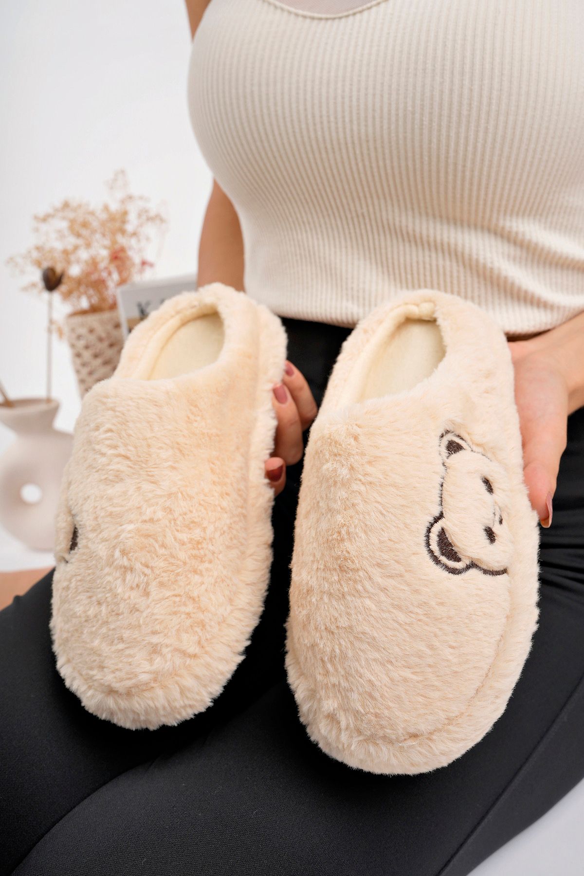StWenn-Plush Women's Home Slippers - With Dowry and Bundle Detail, Noiseless Thick Sole 4