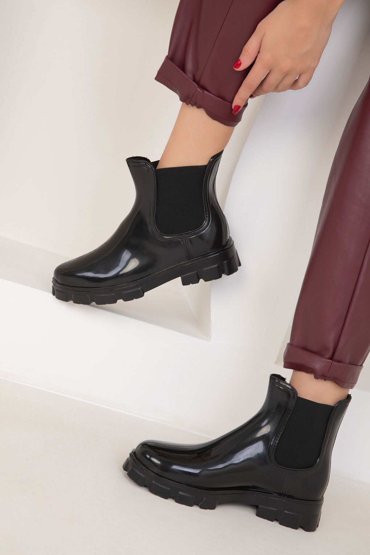 SOHO-Black Women's Boots & Bootie 18700 5