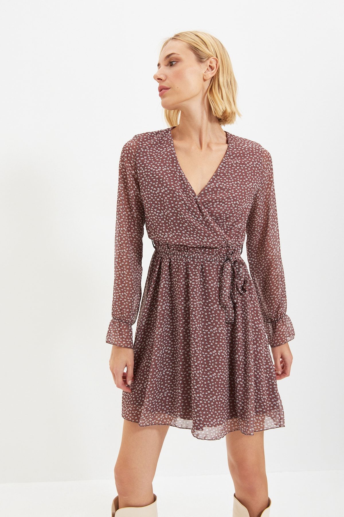 Trendyol Collection-Braunes zweireihiges Webkleid 2