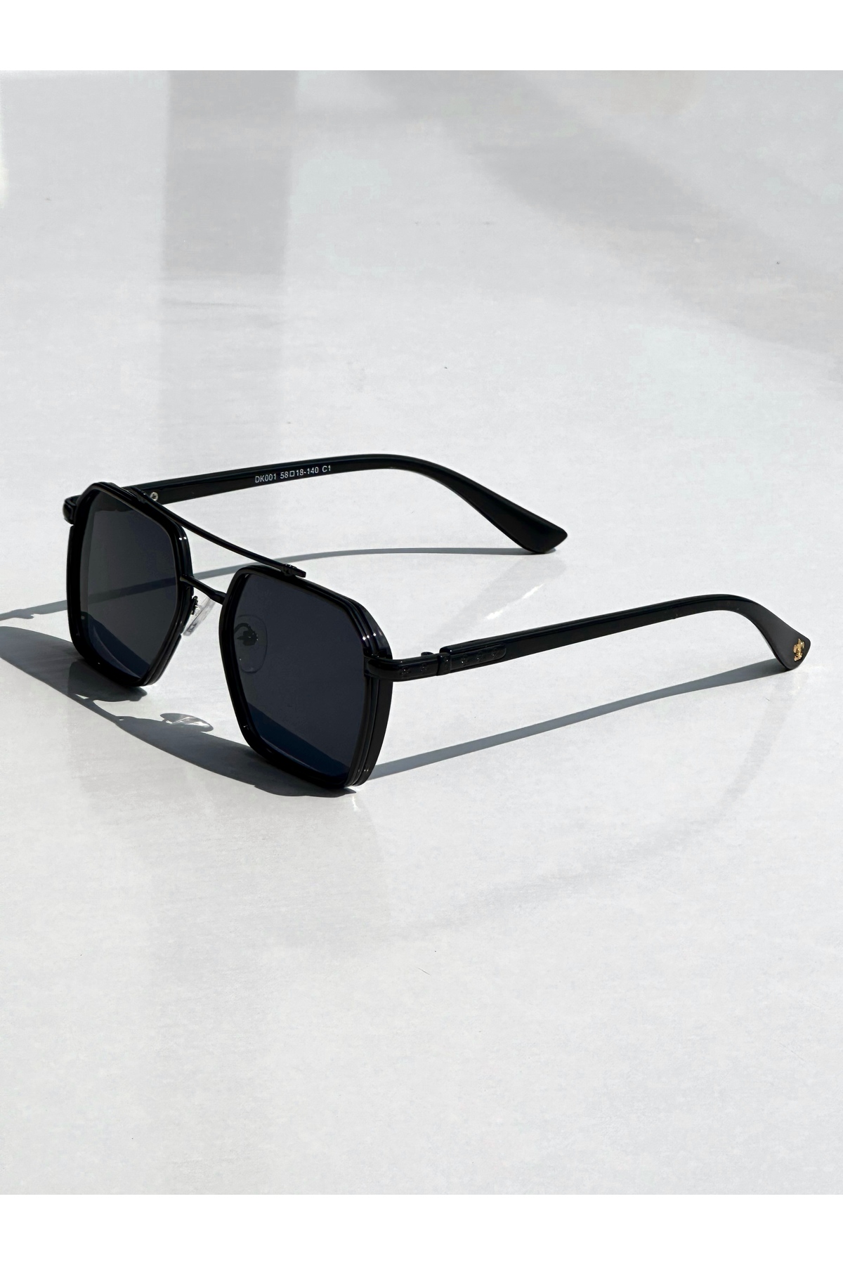 BRILLIAEYEWEAR AMBER Metal Çerçevesi İle Tarzını Yakala görsel 3