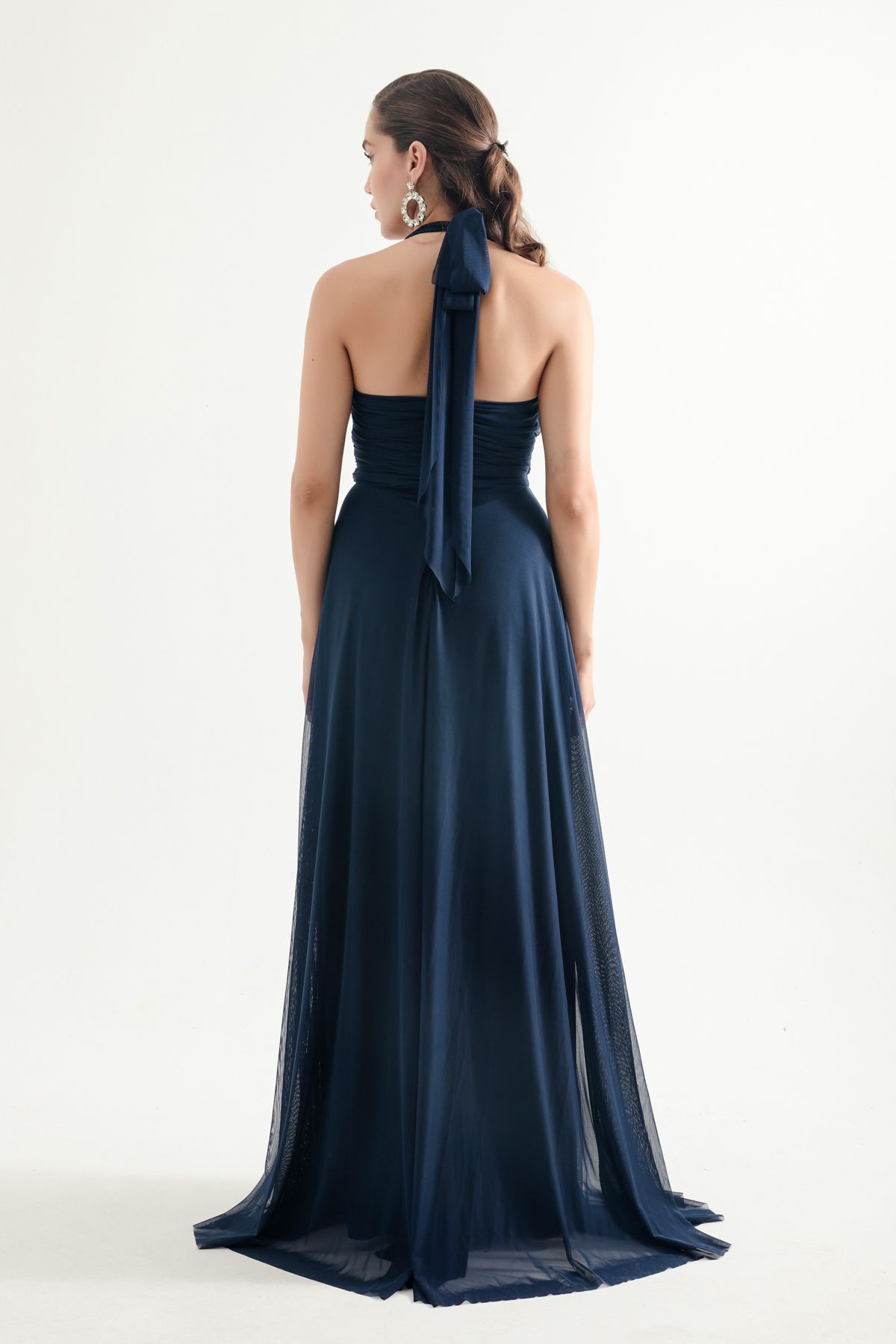 Lafaba-Marineblaues langes Abendkleid für Damen – Neckholder und rückenfrei 5