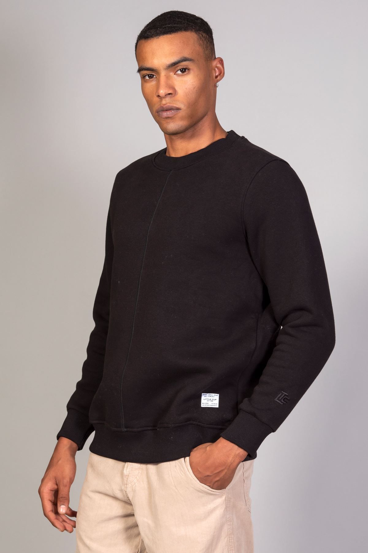 سویشرت مشکی مردانه سیاه پارچه نرم به طور مرتب و مناسب یقه بریده شده LTC Jeans