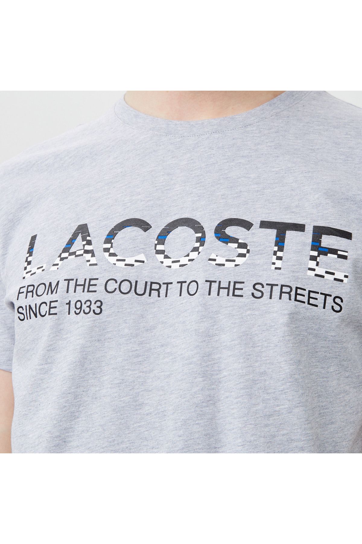 تی شرت خاکستری مردانه یقه دوچرخه مناسب طرح دار Lacoste