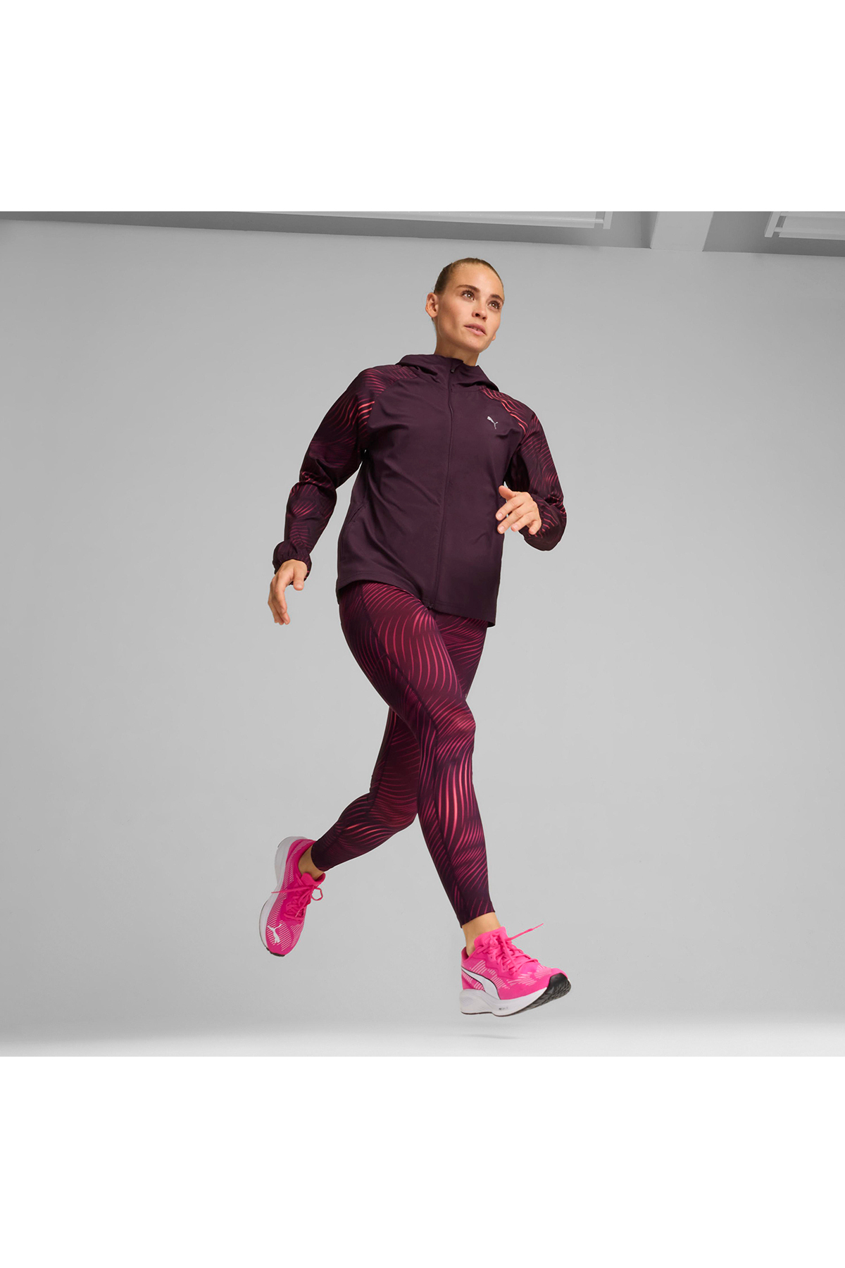 Puma Run Favorite Aop Kadın Mor Koşu Ceket 52403544 görsel 3