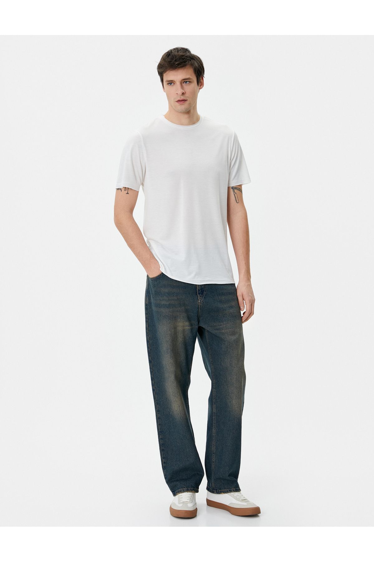 complete the look image
