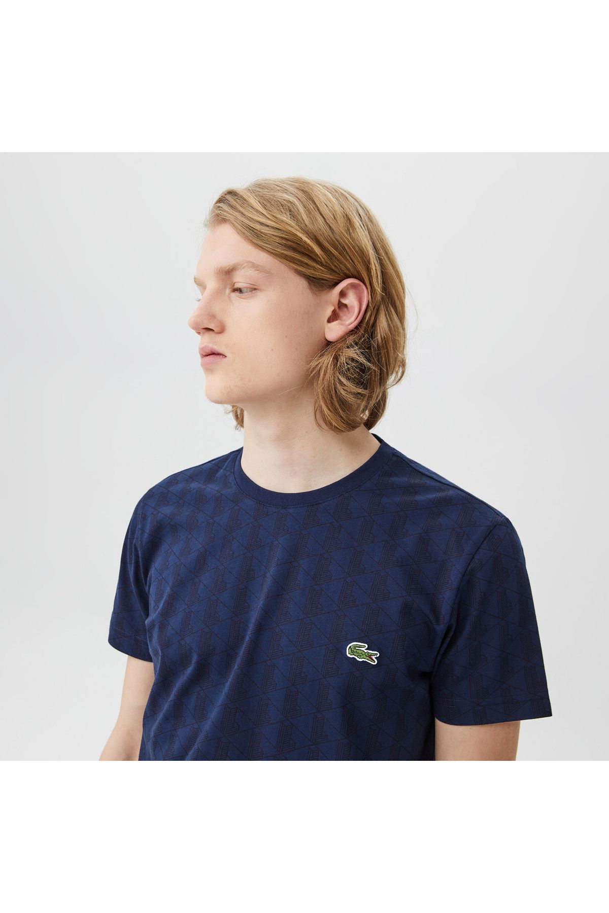 تی شرت آبی مردانه رنگ و مونوگرام مناسب Lacoste