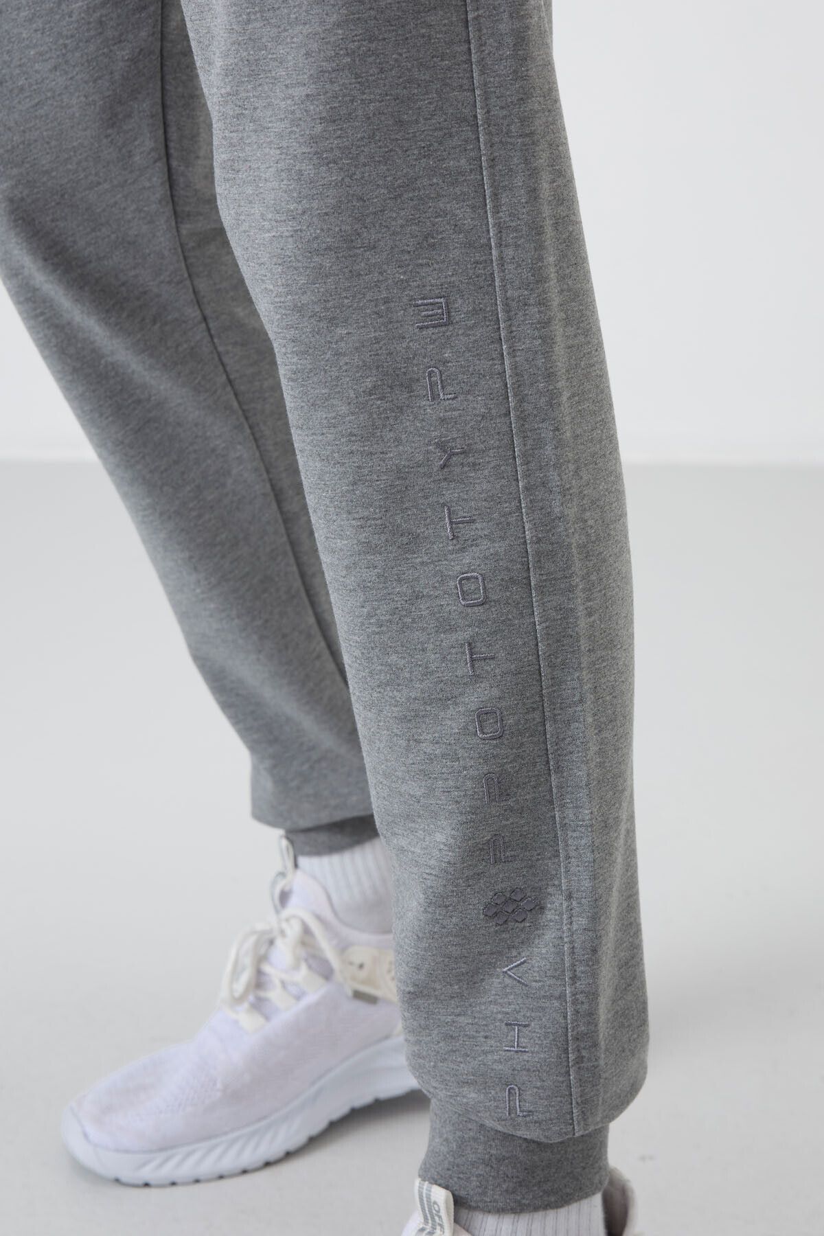 TOMMY LIFE-Embroidered Gray Melange Men's Sweatpants - Soft Cotton, Standard Fit - 82133 4