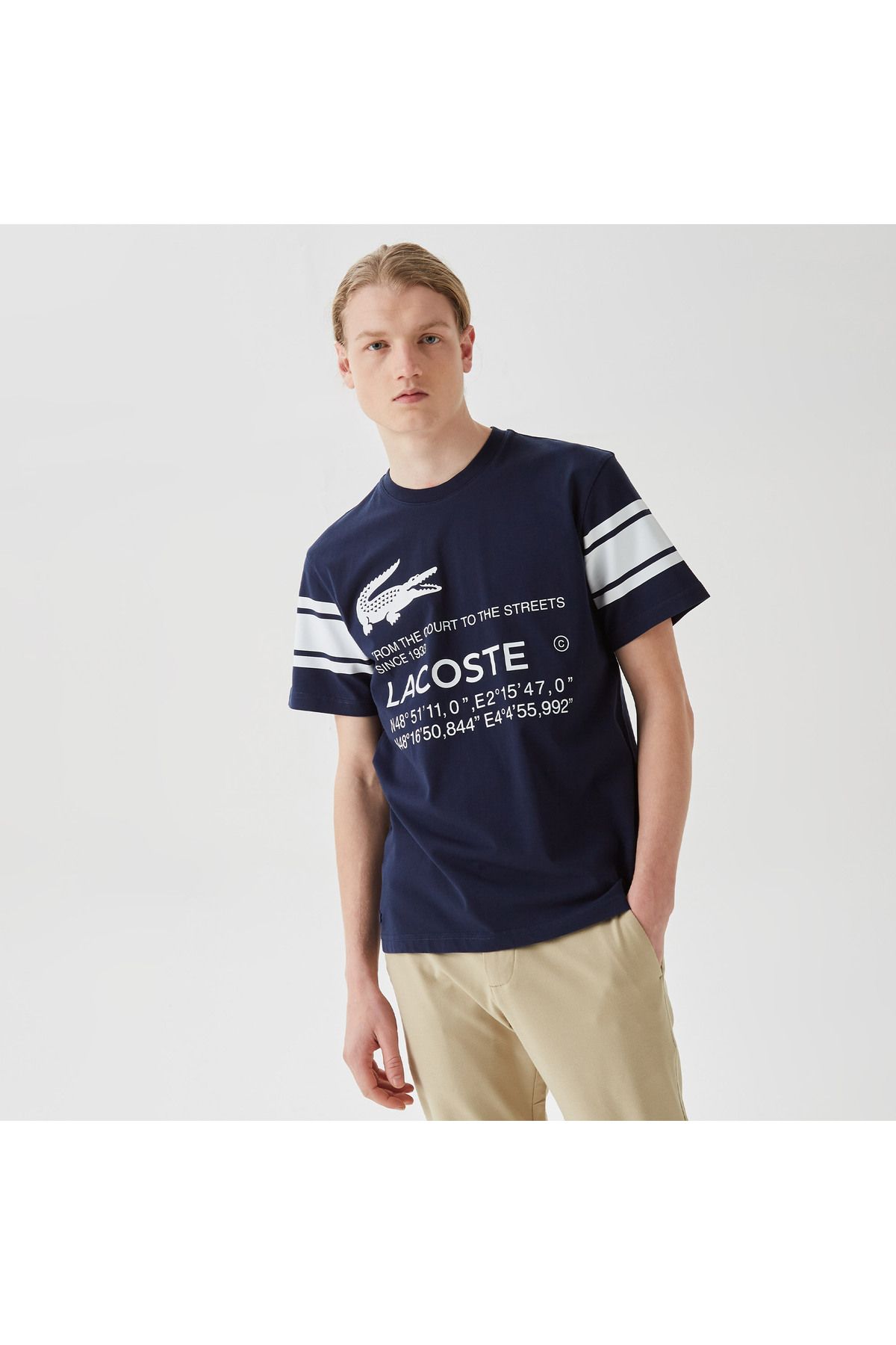 تی شرت آبی مردانه یقه دوچرخه تناسب مناسب طرح دار سرمه‌ای Lacoste