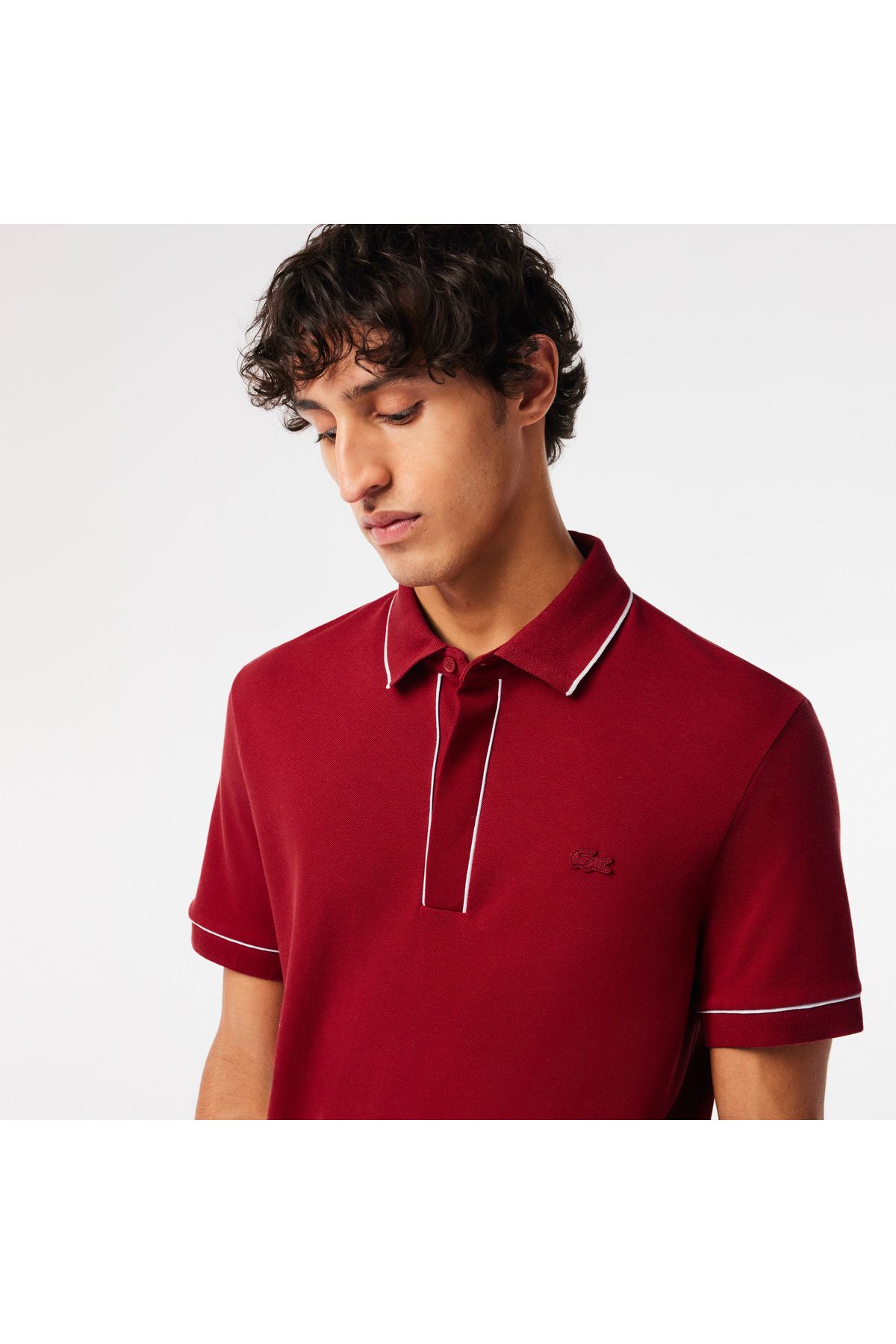 تی شرت یقه پولو قرمز مردانه چوگان پنبه ارگانیک به طور منظم Lacoste