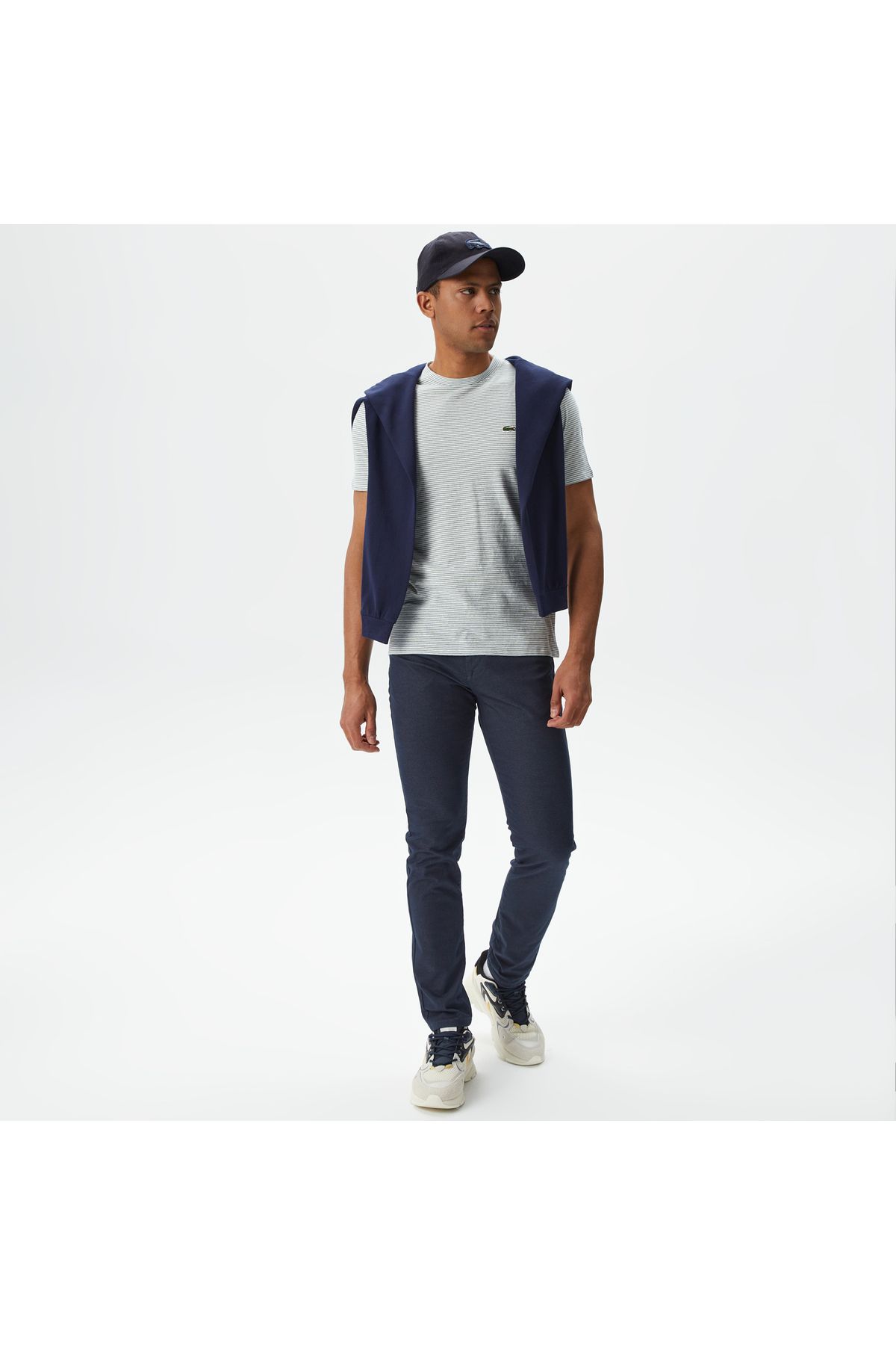 تی شرت سبز مردانه گردنبند مناسب Lacoste