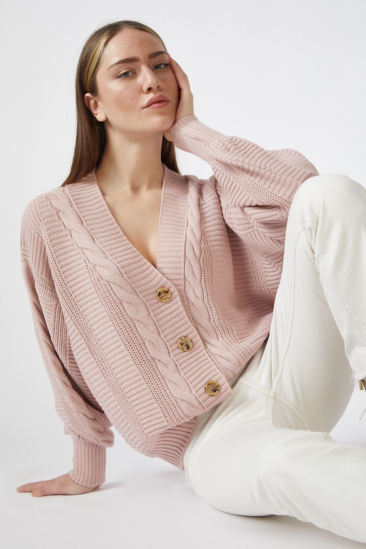 Lovelyİstanbul-Lässige Strickjacke mit geflochtenen Ballonärmeln PUDRA LZA0011 2