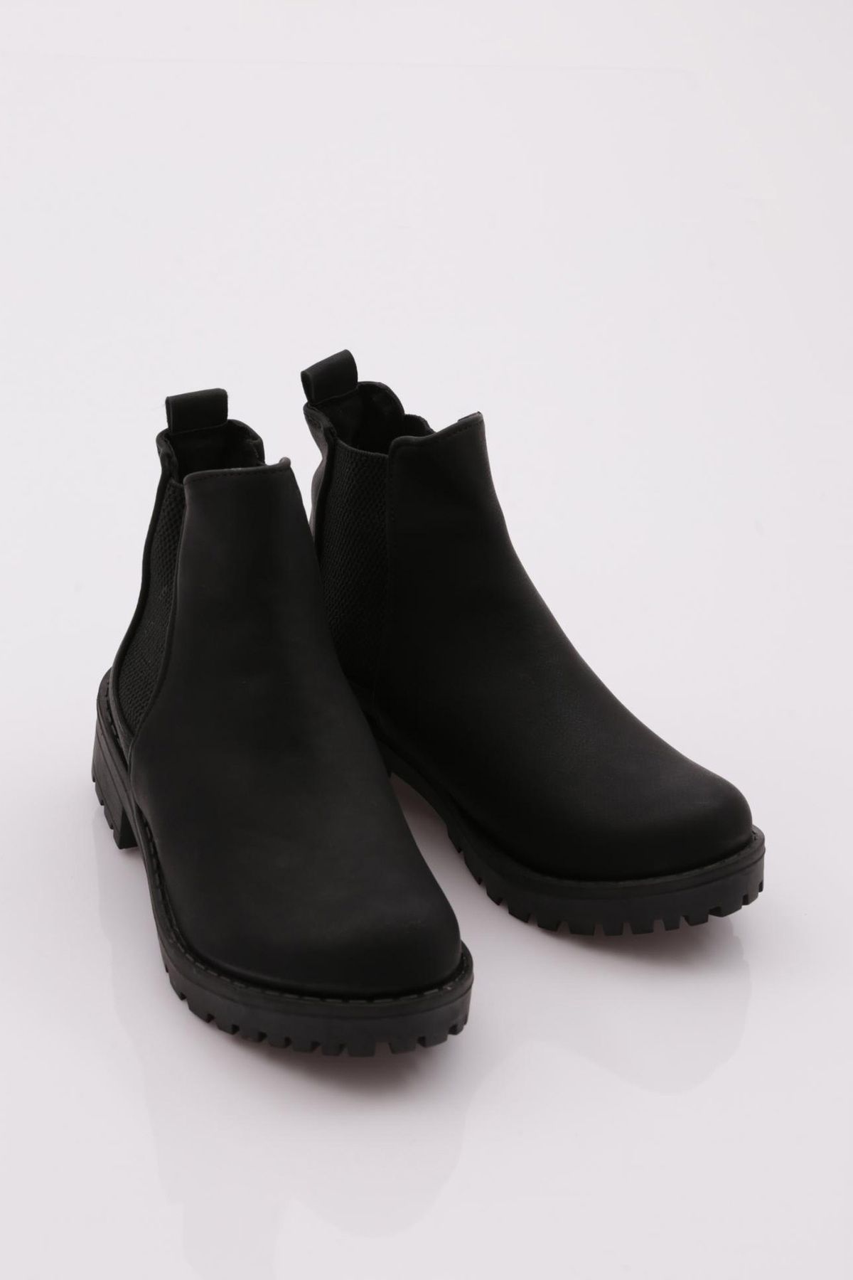 DGN-F2323 Model Children's Boots 2