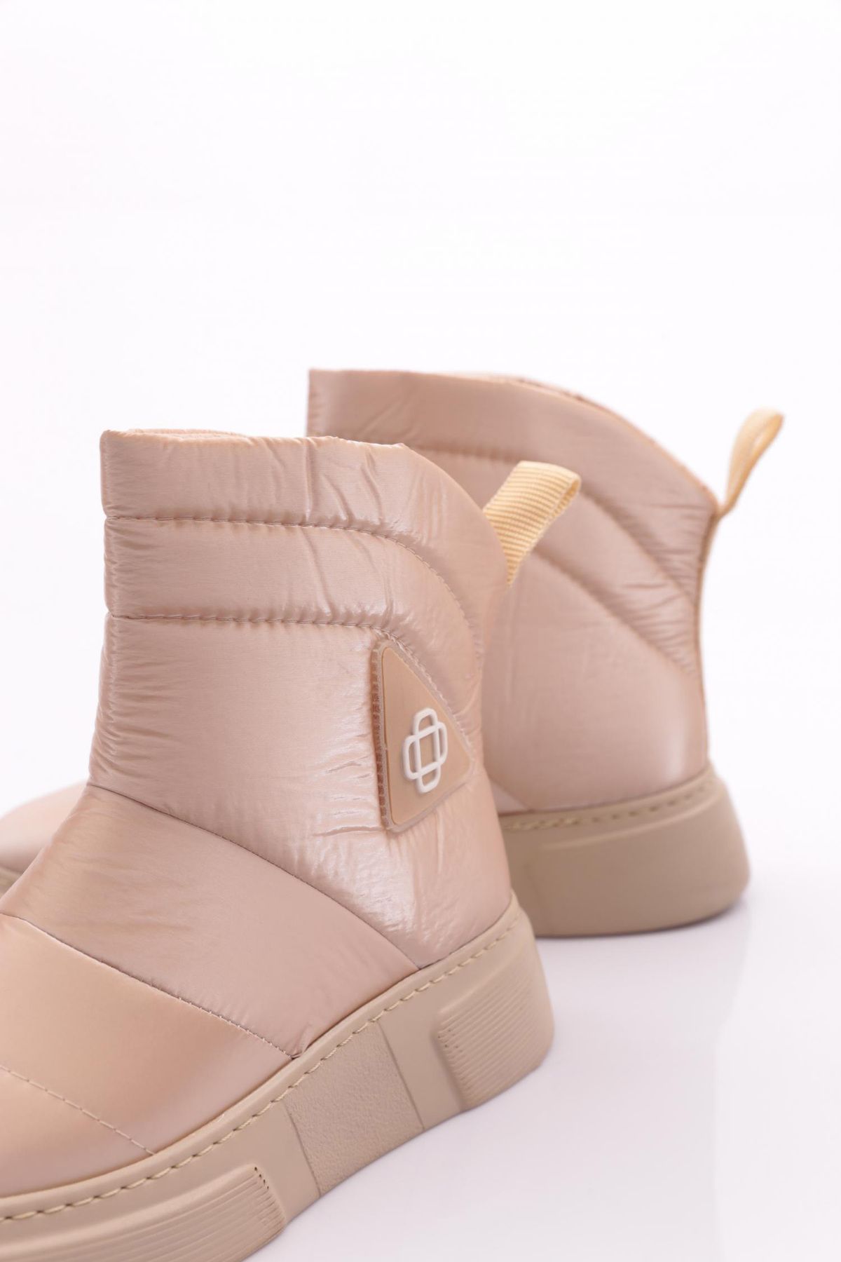 DGN-022 Women's Boots - Thick Sole and Gold Parachute Detail 4