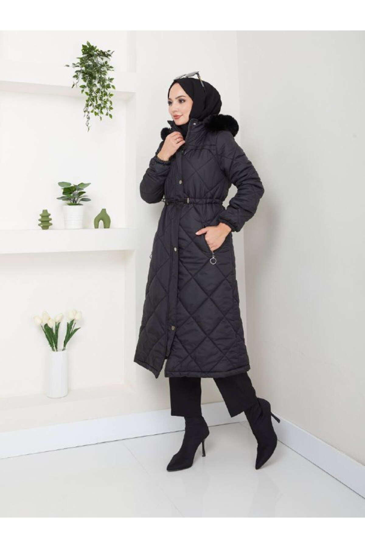 KMKkombin  Kadın büyük beden içi astarlı belden bağcıklı kapüşonlu yandan cep fermuarlı Kapitone Mont - Görsel 3