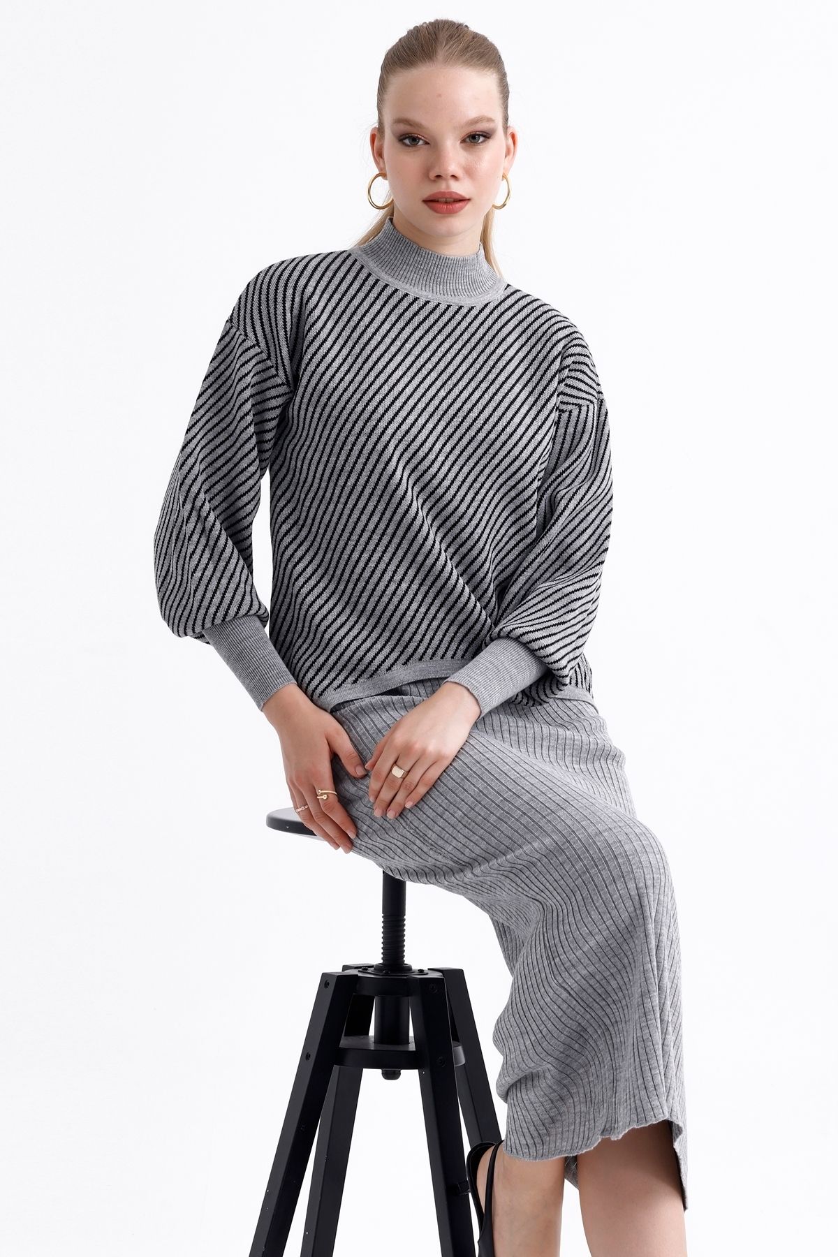 MD trend Set De Tricotaje Duble Pentru Femei, Pulover Asimetric Cu Dungi Și Rochie Din Velur Femeie - Standard