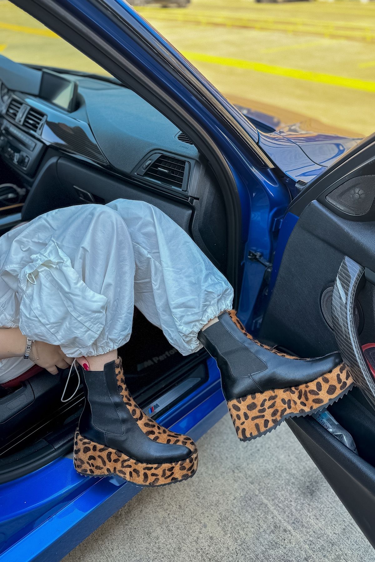 SHOEBELLAS-Dylan Leopard gumi részletes női csizma 3