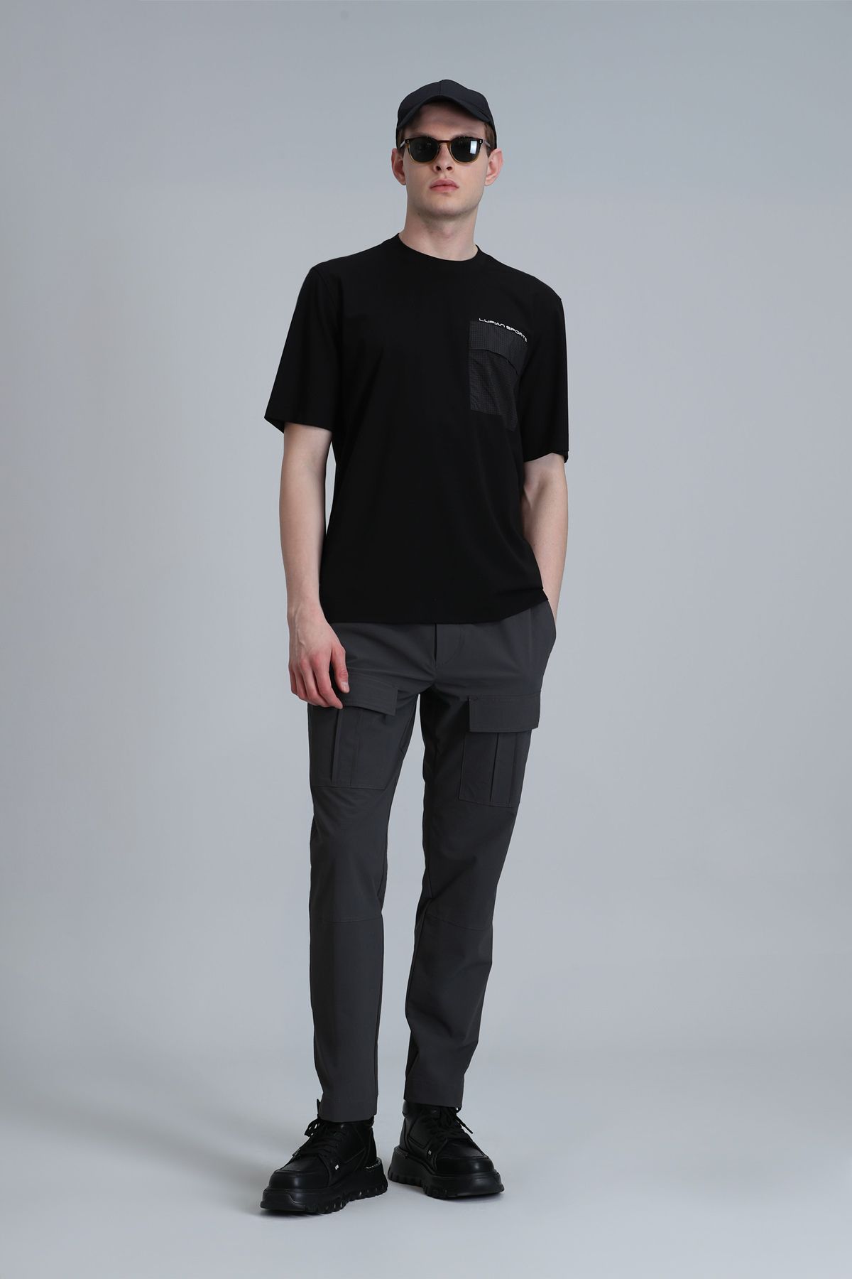 Lufian-Black Lam Graphic Modern T-Shirt 4