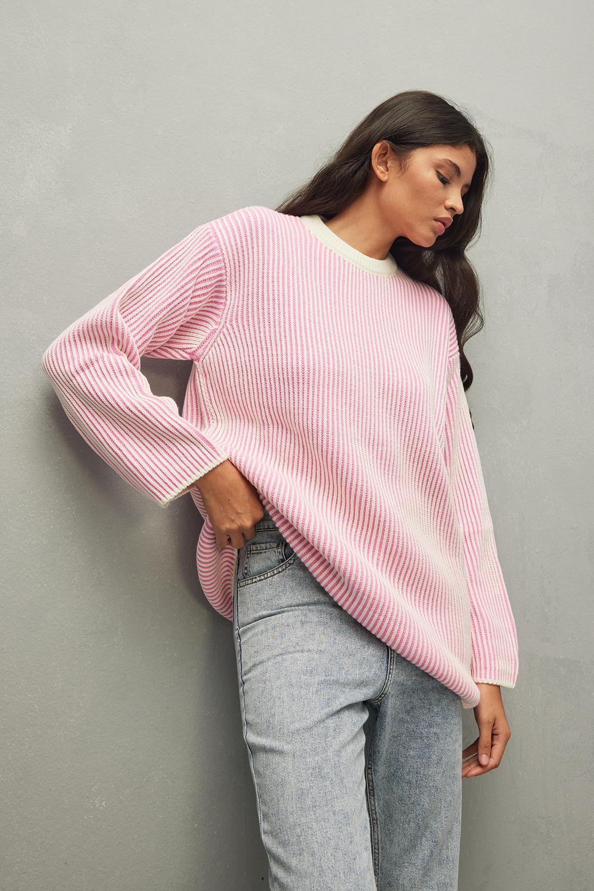 Fahhar-Pink Striped Soft Patterned Sweater 2