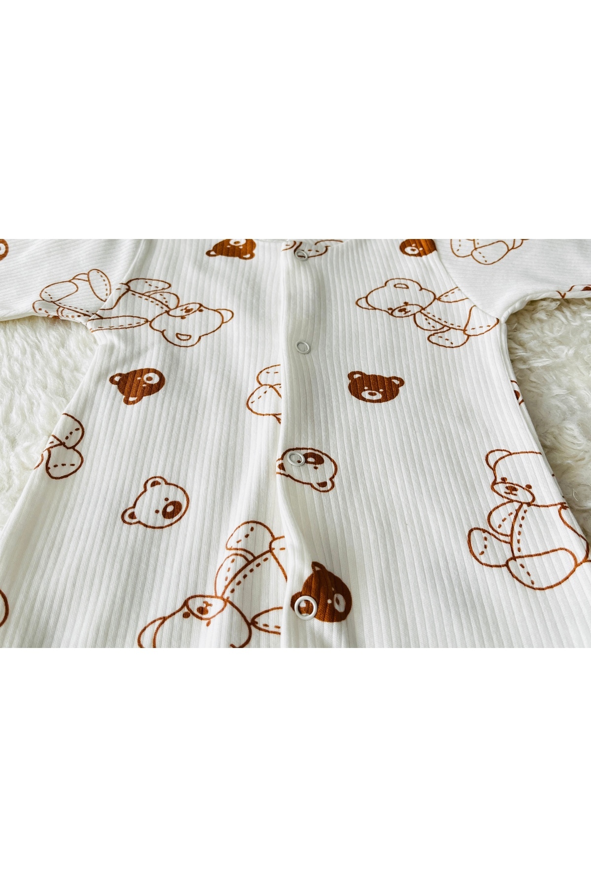 anne dokunuşu gibi KUZUM BEBE Yeşil-Ekru 2’li Organik Kız Erkek Bebek Pamuk Kumaş Çıtçıtlı Tulum fotoğrafı 5 (önizleme)