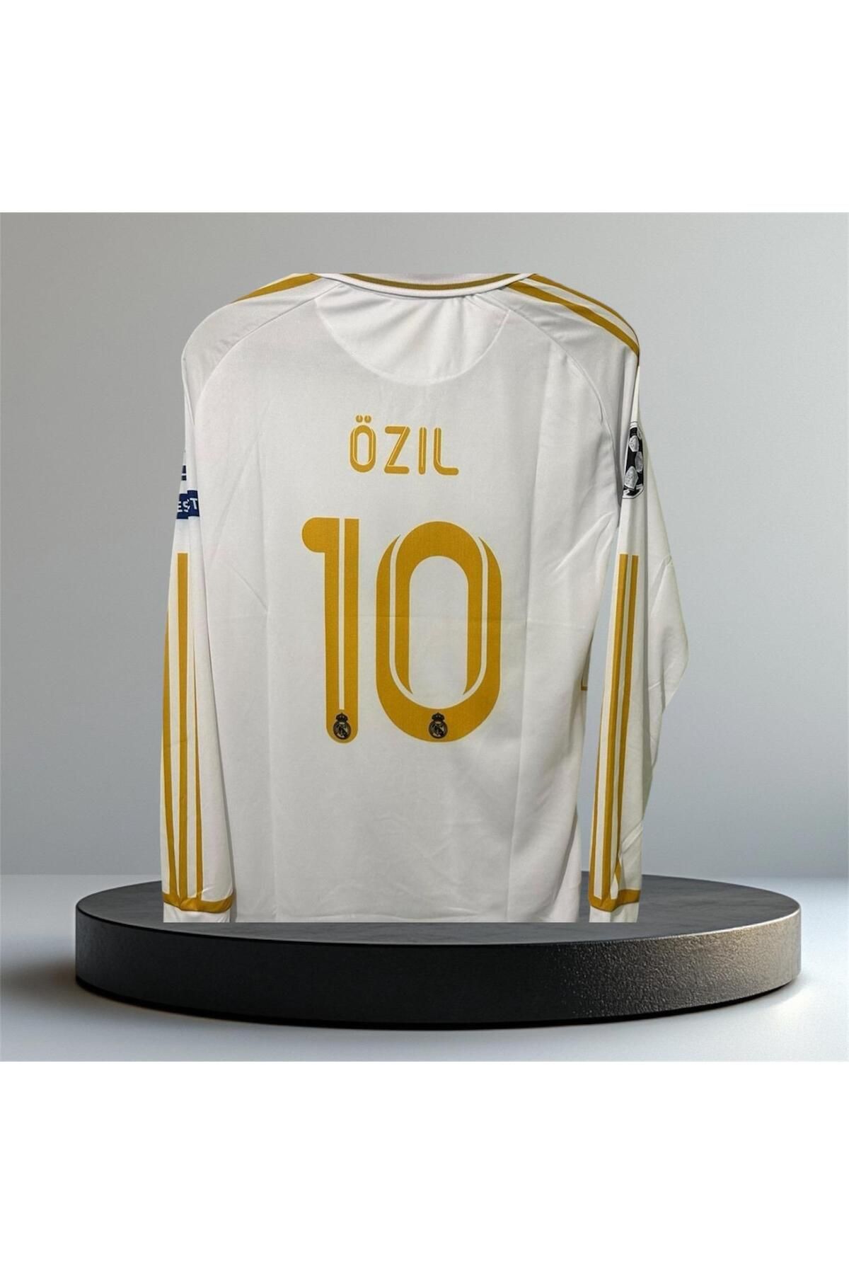 EXTRA SHOT-2011 Season R.Madrid Özil Retro T-Shirt 1
