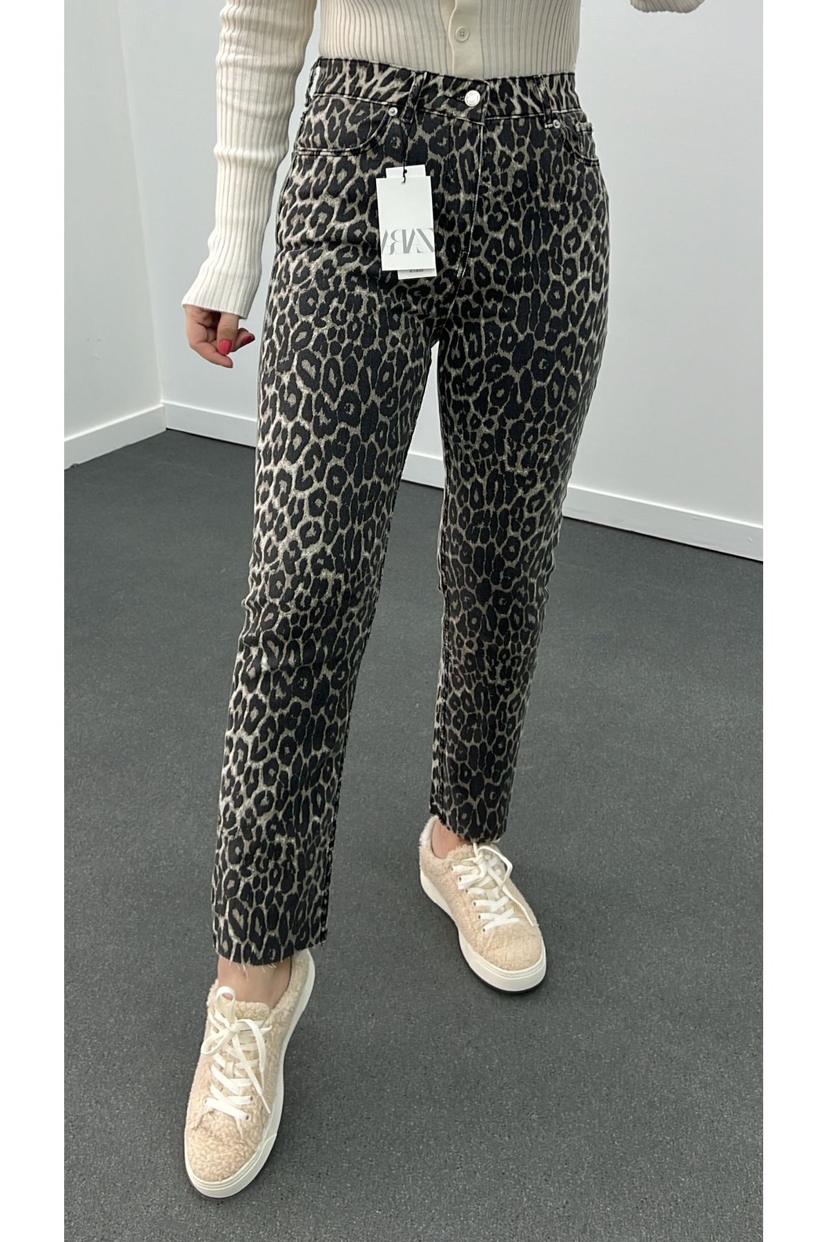juliet leopard bel slim fit jean