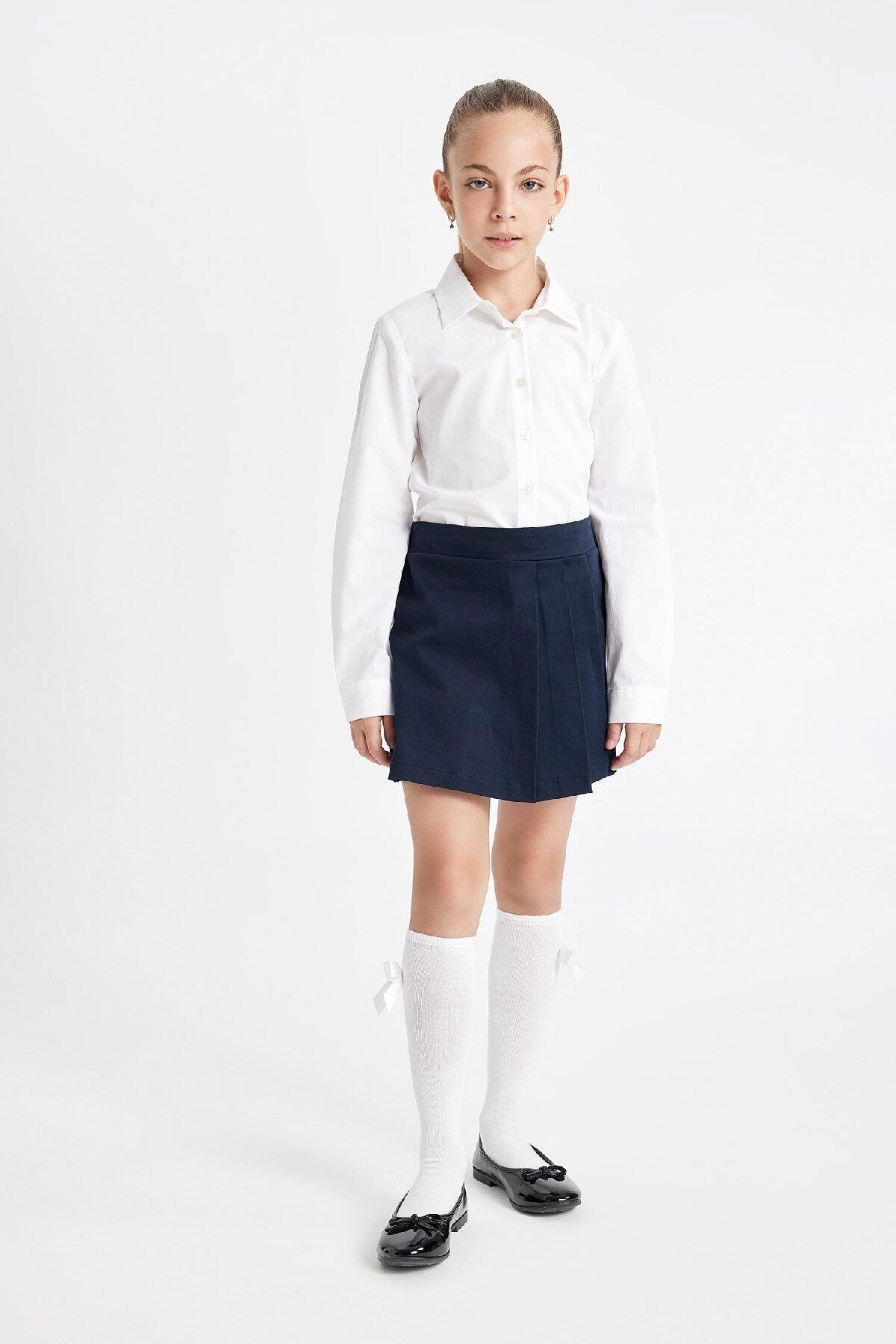 DeFacto-Girl's Gabardine Navy Blue School Skirt with Pleated Shorts A1927A824Au 1