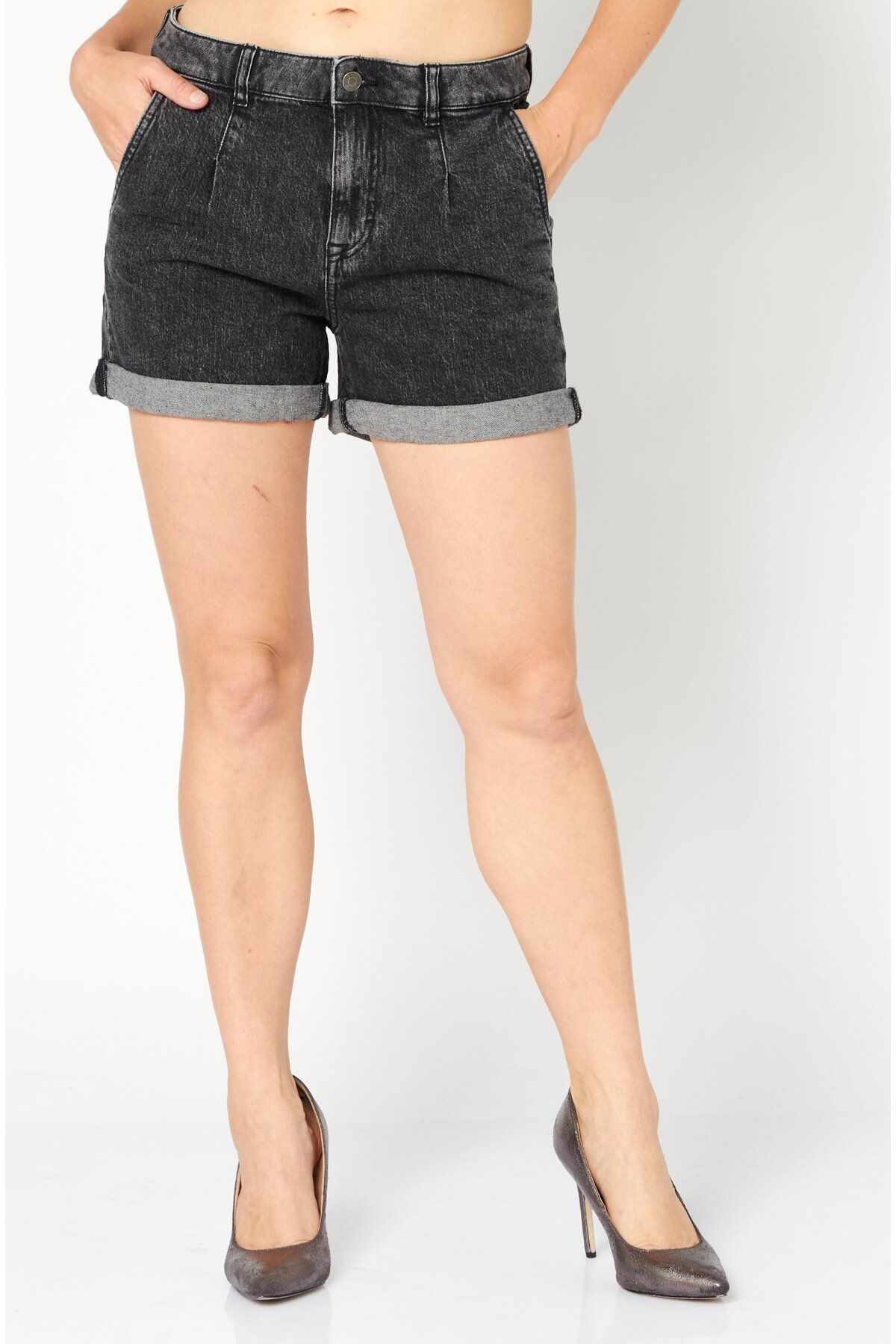 Esprit-Women Washed Denim Shorts, Black 1