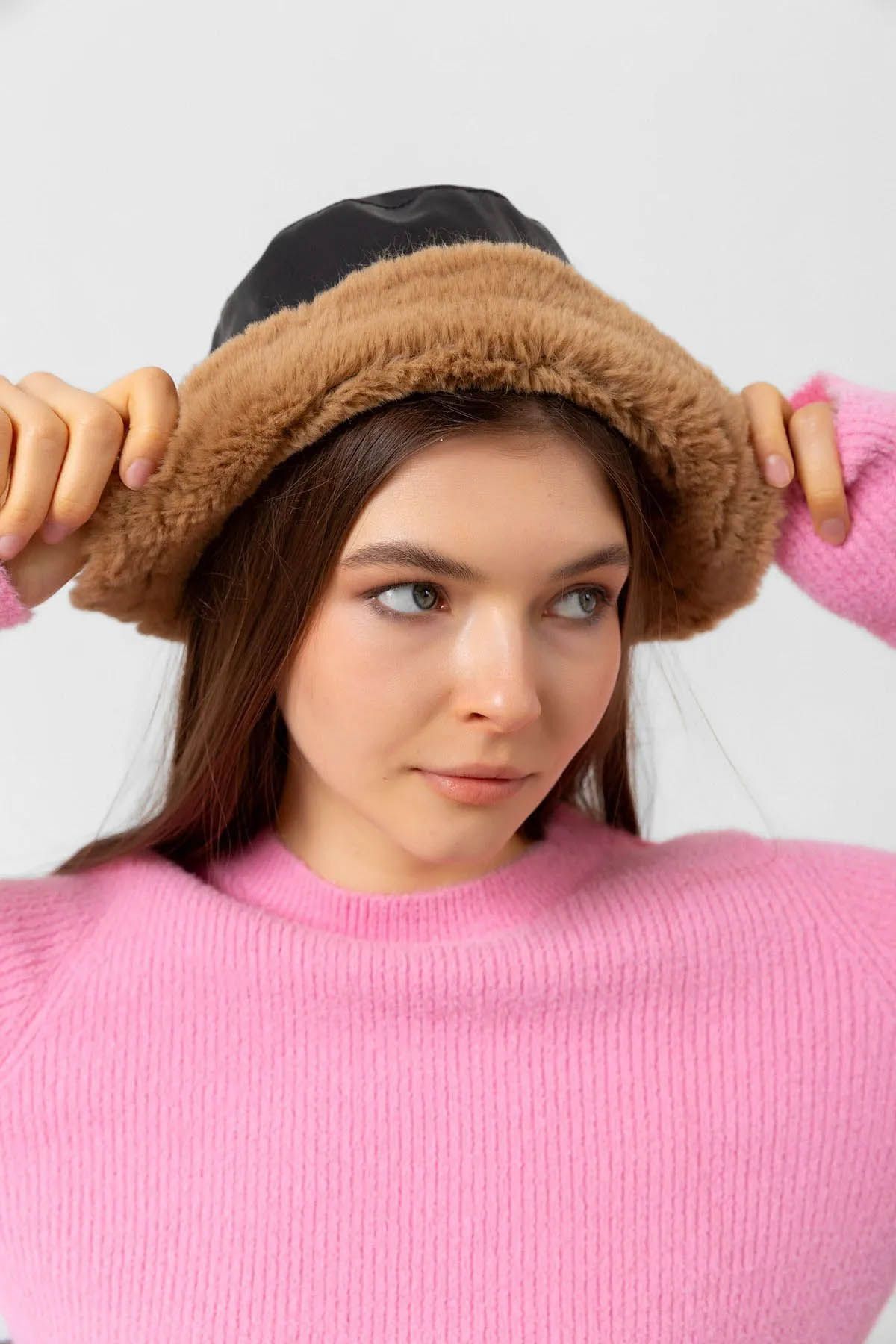 REMSA-Double Sided Black Brown Plush Leather Bucket Hat 5