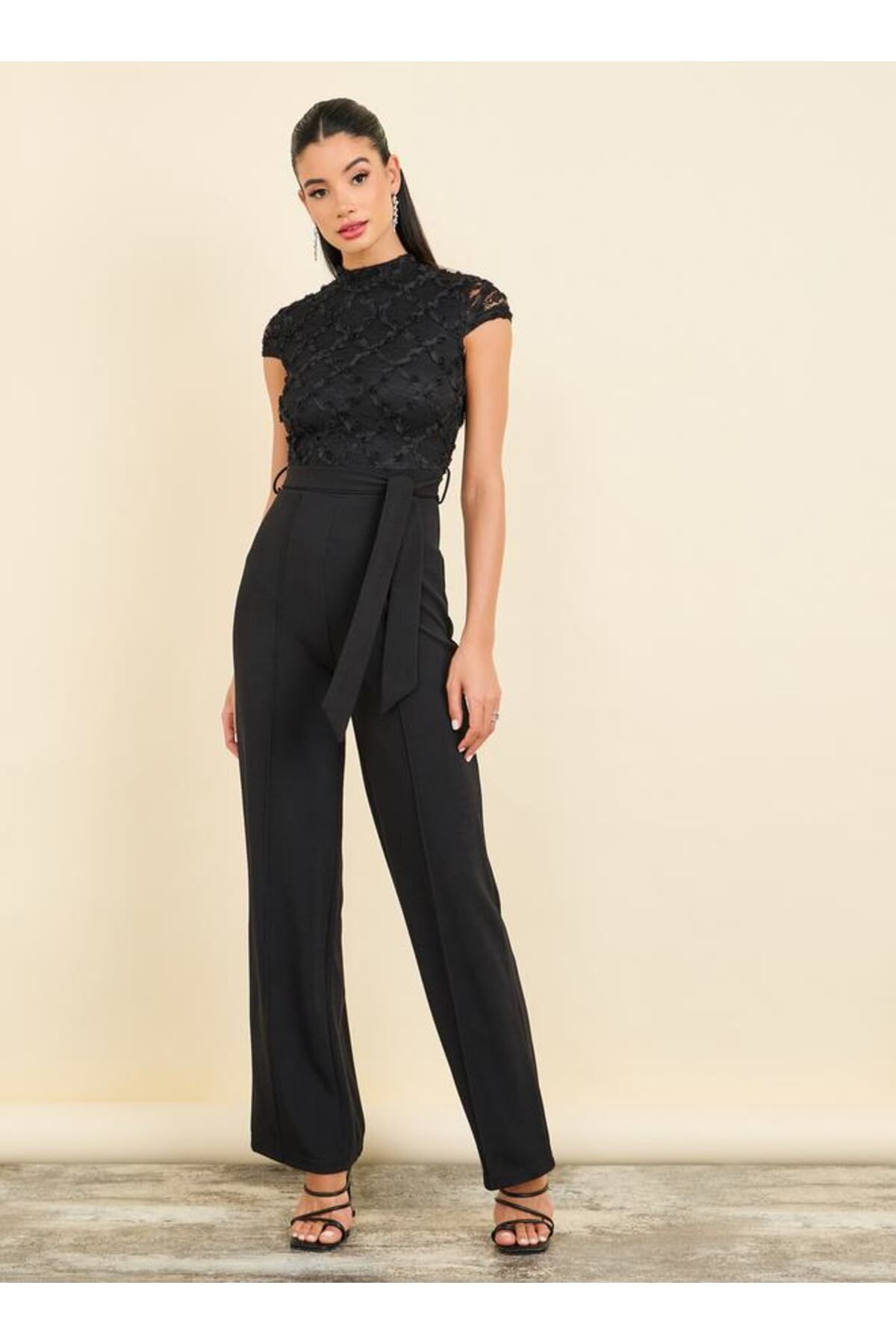 Styli-Floral Applique Lace Textured Wide Leg Jumpsuit with Self Tie Up 5