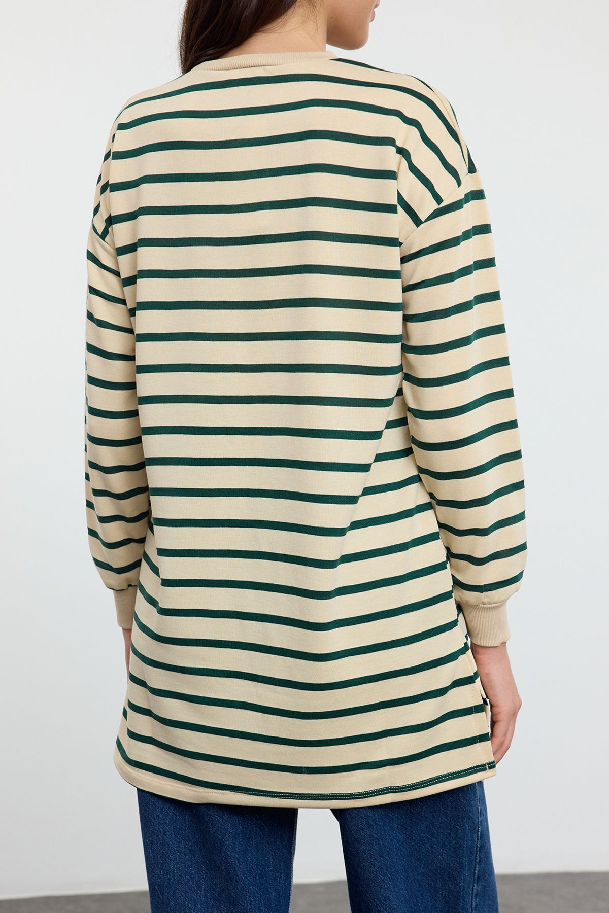 Edit by Trendyol-Smaragdgrünes gestreiftes Tunika-Sweatshirt mit Steinen TEDAW25TW00002 4