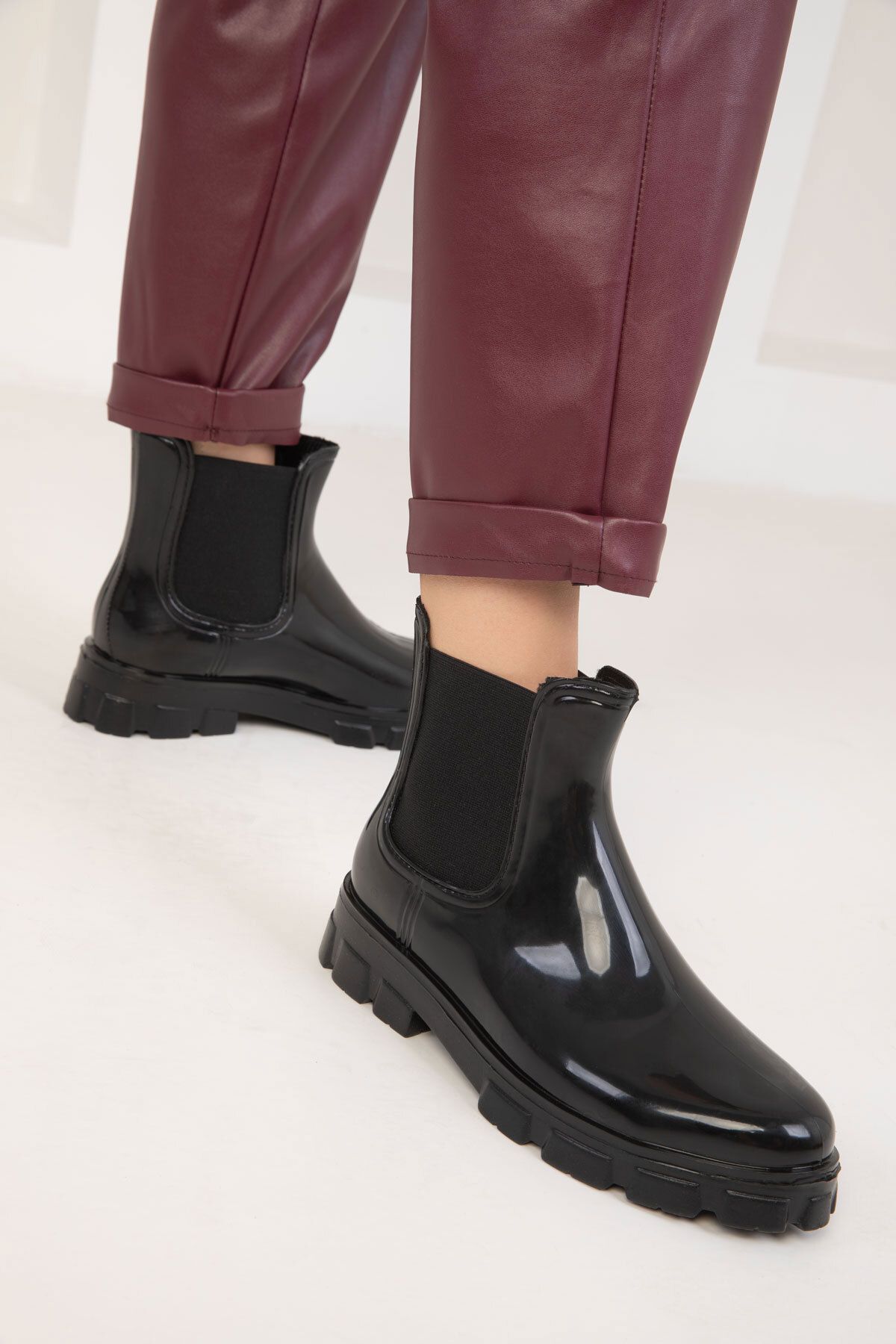 SOHO-Black Women's Boots & Bootie 18700 2