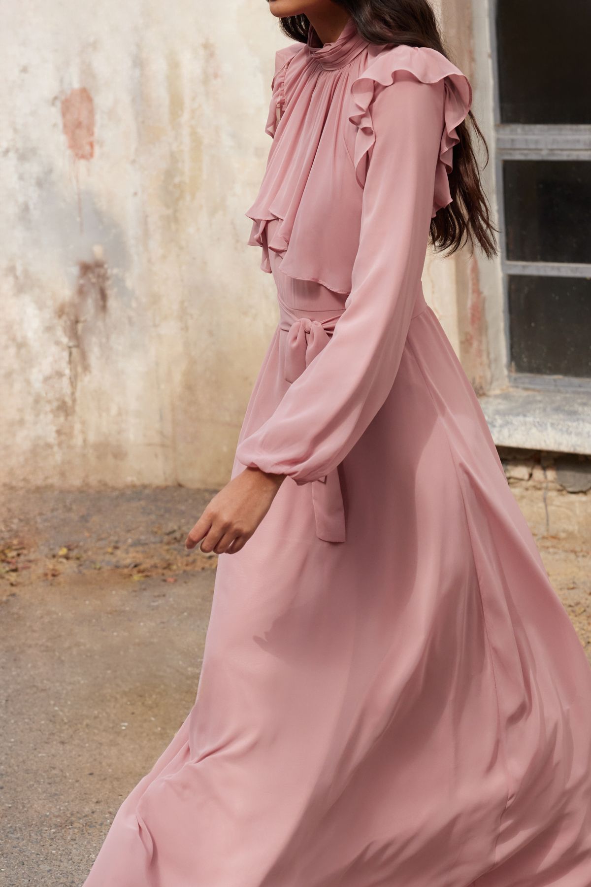 Trendyol Modest-Dusty Rose Chiffon-Abendkleid – Rüschendetails, TCTAW25DB00017 5