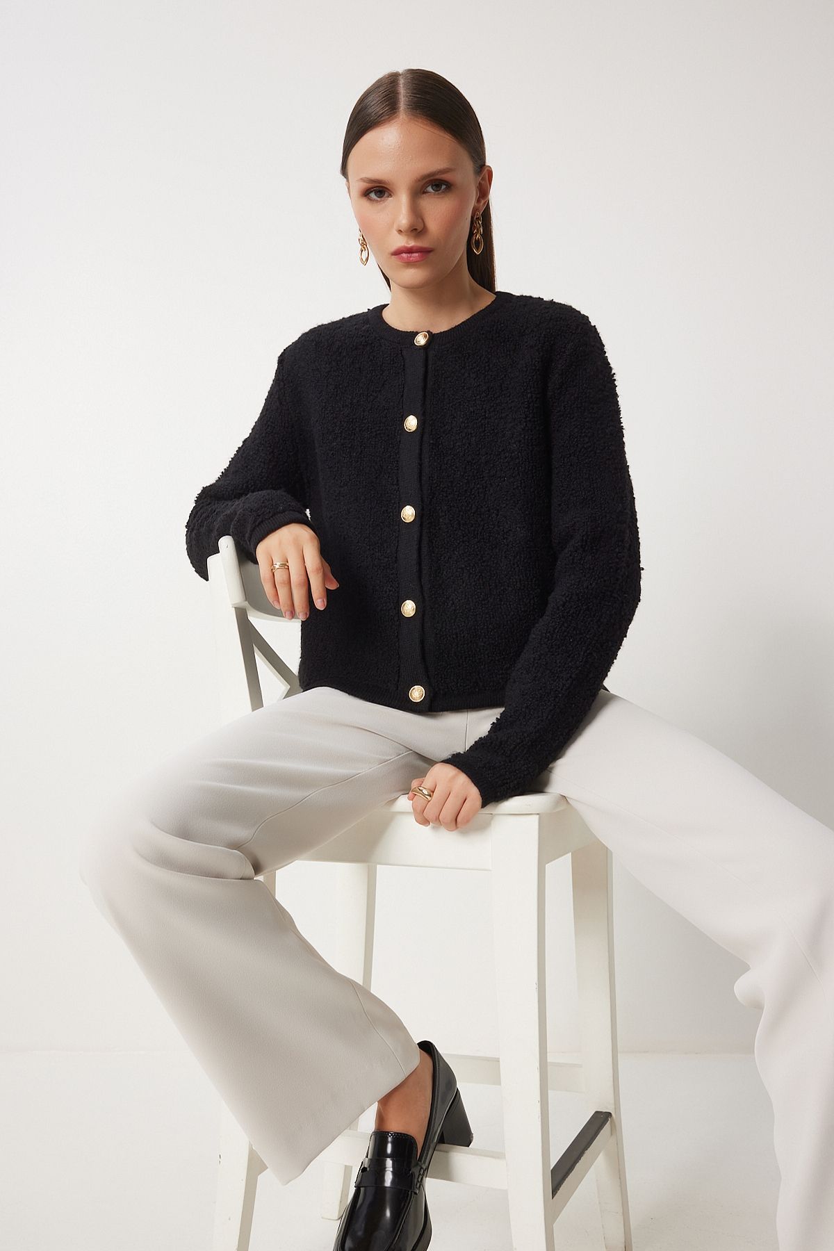 Happiness İstanbul-Schwarze Bouclé-Strickjacke für Damen, Cardigan YY00117 1