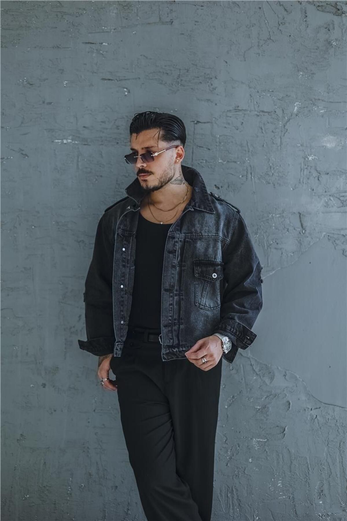 OUTFİT MAN-Men's Oversize Black Denim Jacket - Washed Street Design 1
