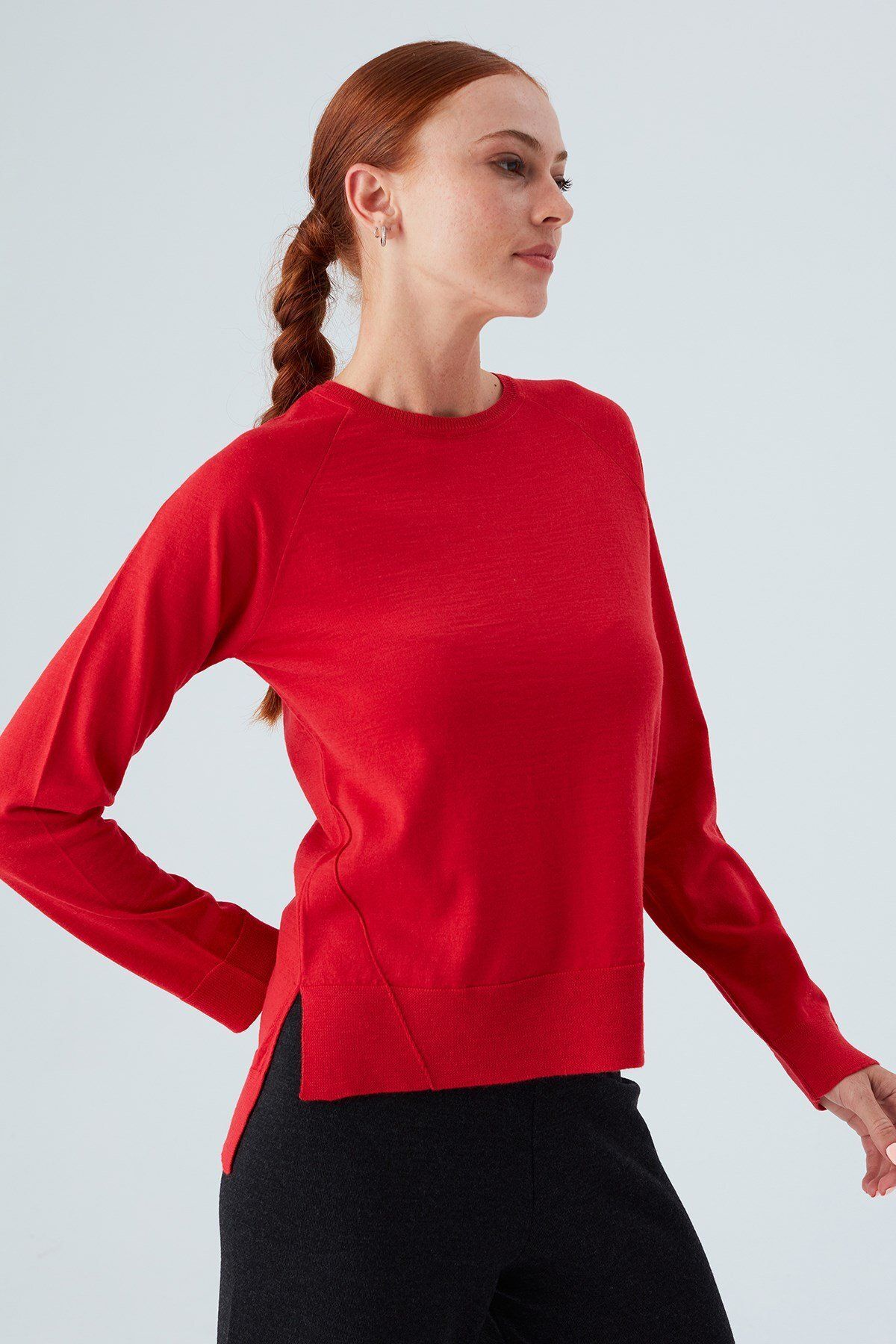 Peraluna-Dámsky úpletový sveter Vanessa - Merino Wool Slit Red 7